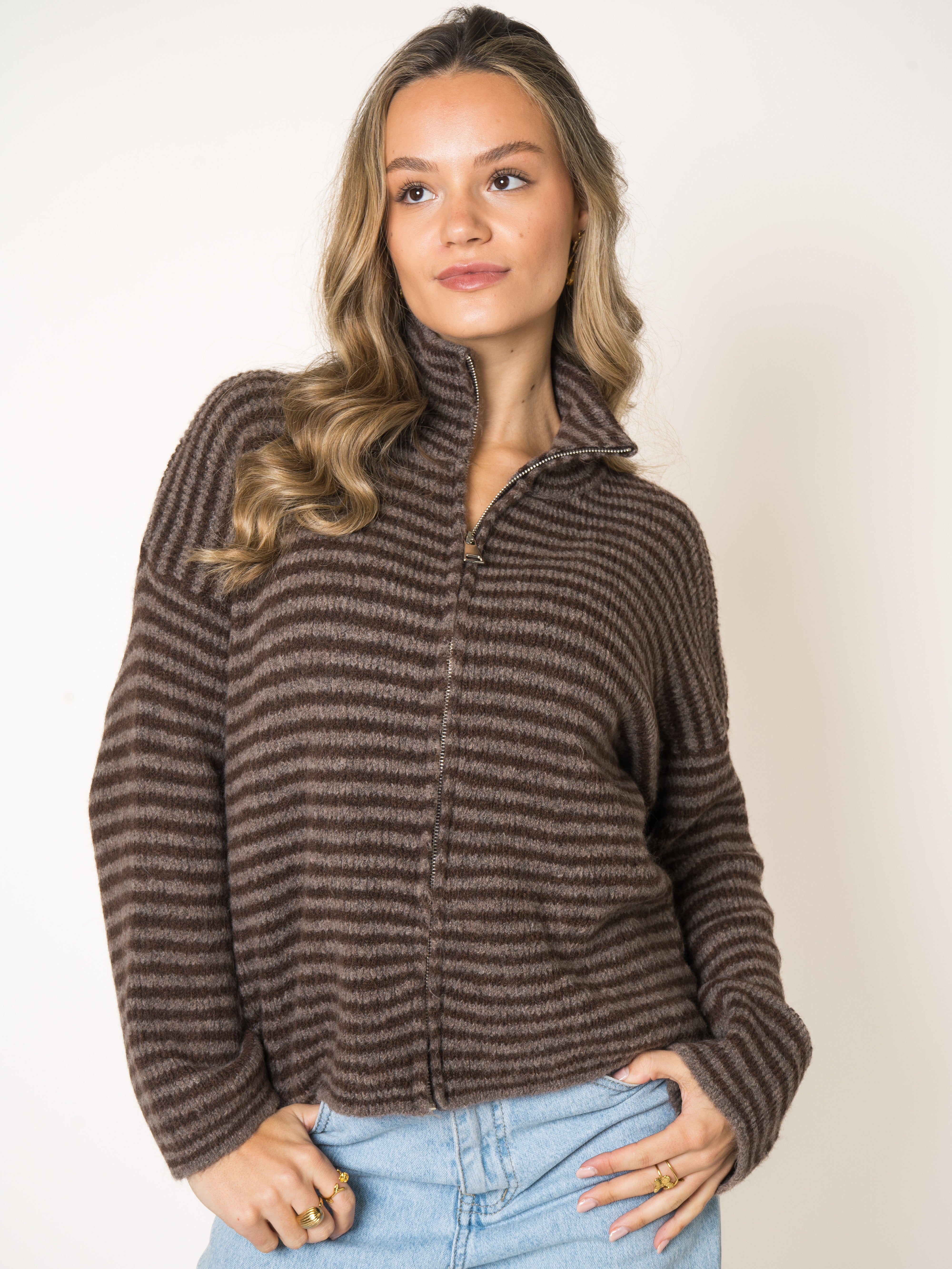 #Farbe_Braun mit Dunkelbraun