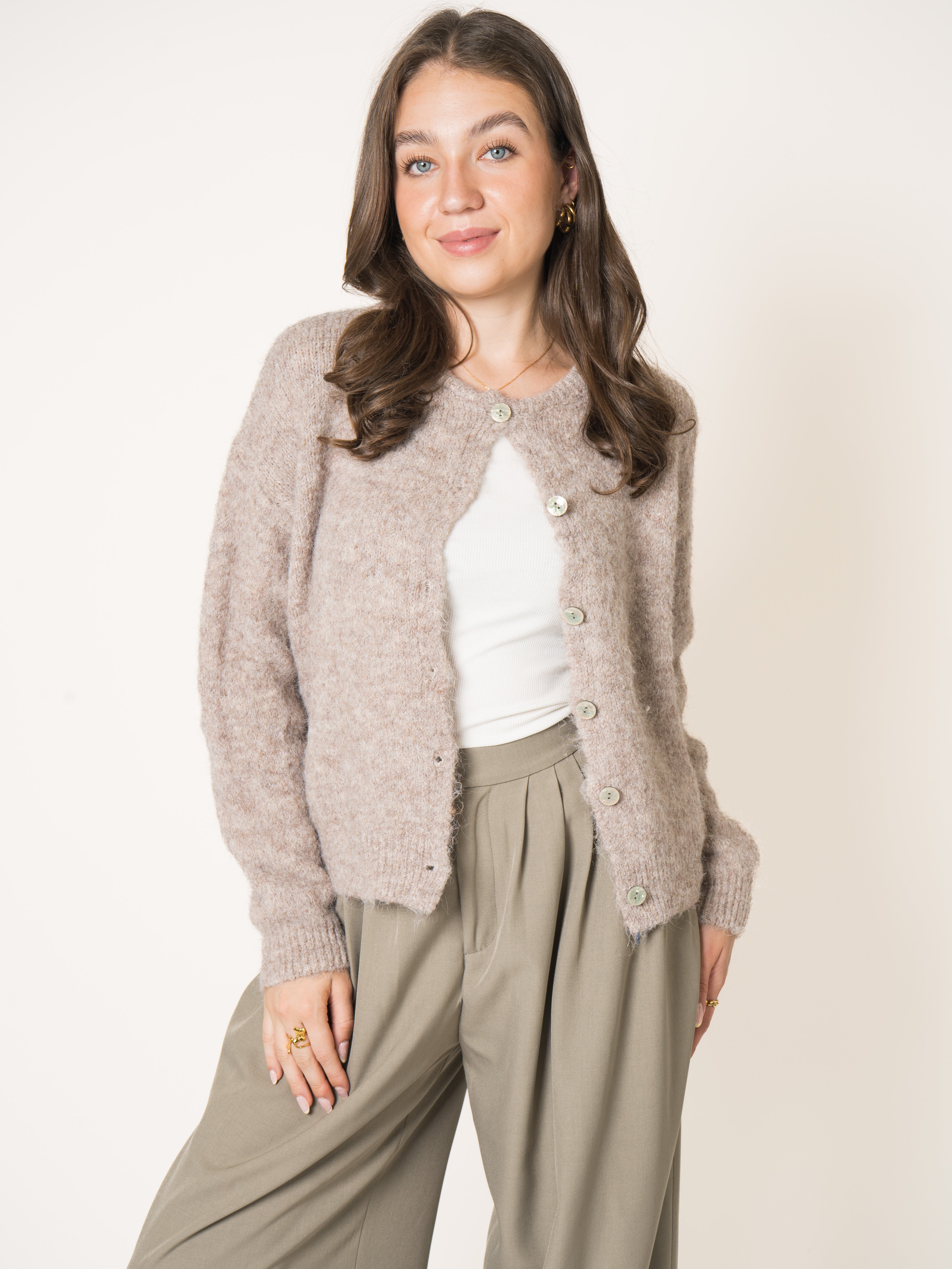 #Farbe_Taupe