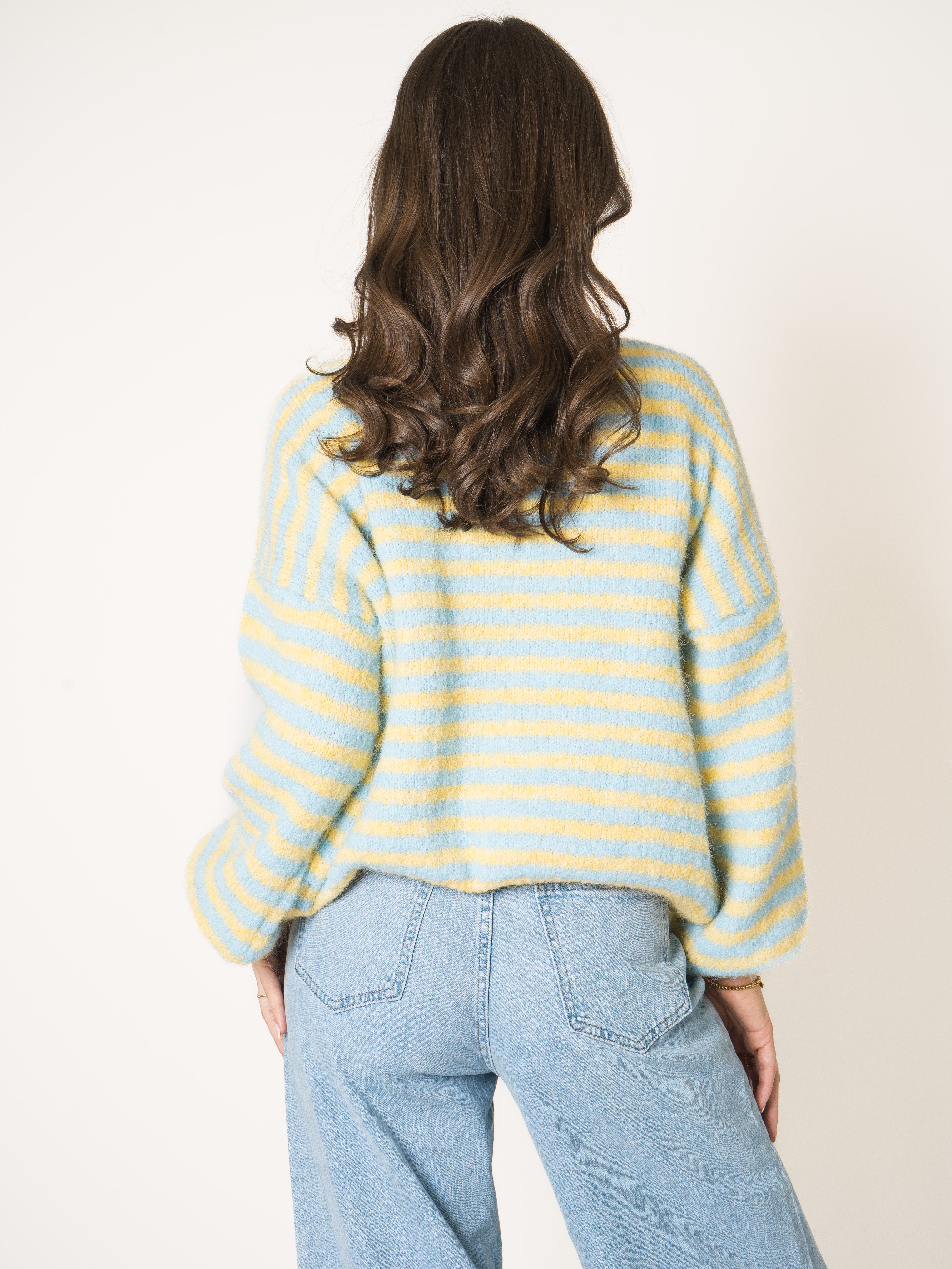 #Farbe_Gelb mit Blau