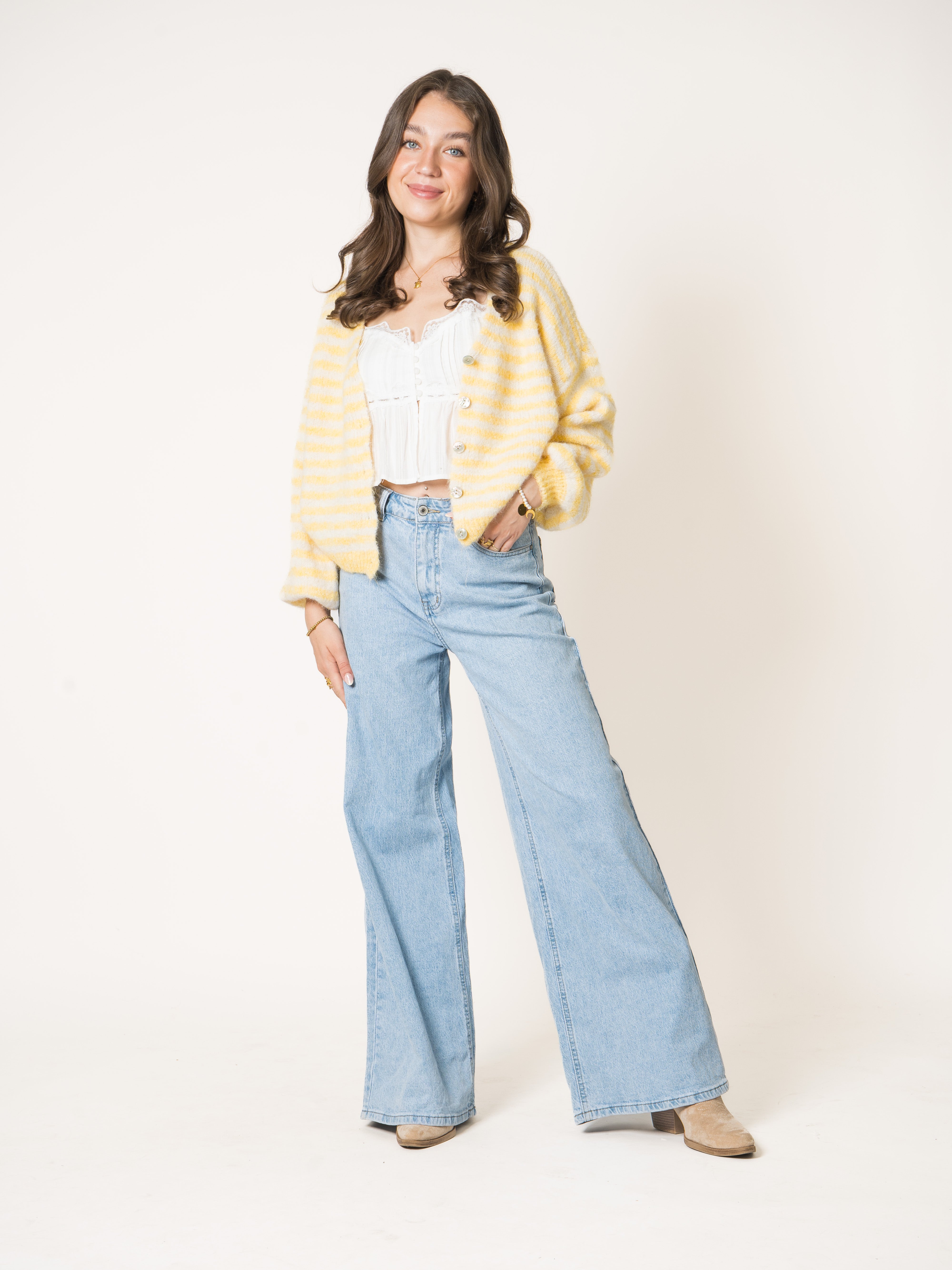 #Farbe_Creme mit Gelb