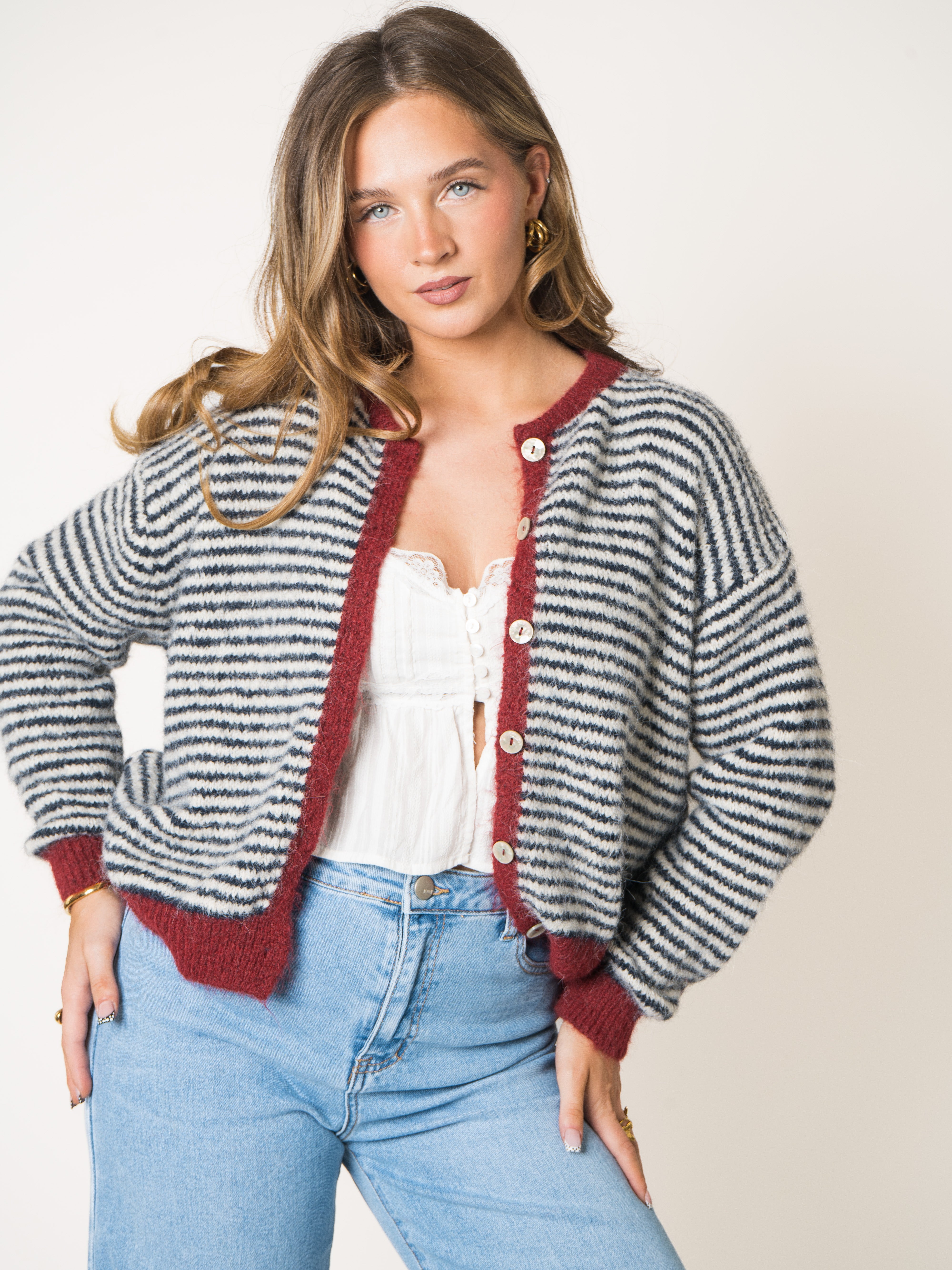 #Farbe_Blau mit Bordeaux