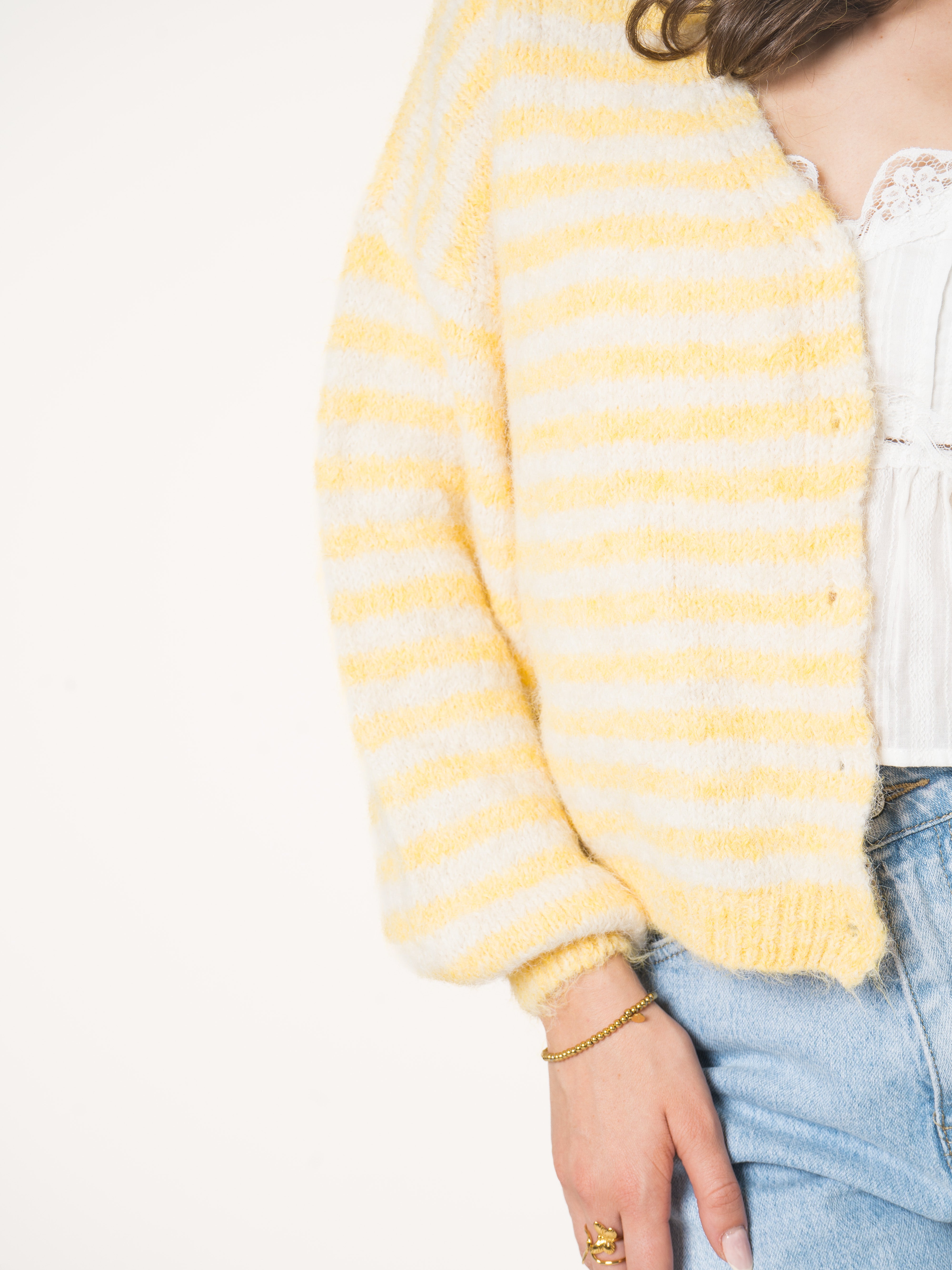 #Farbe_Creme mit Gelb