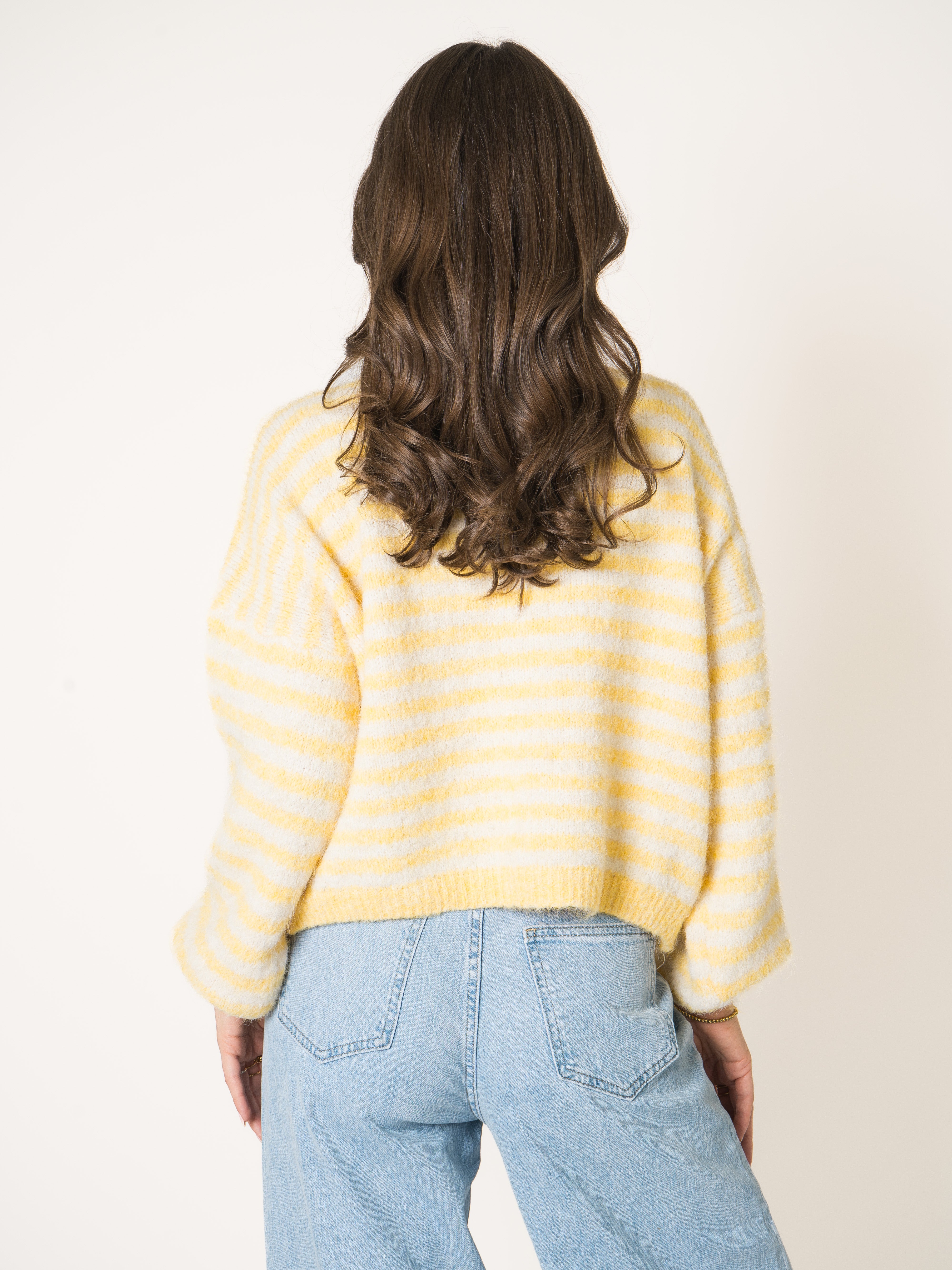 #Farbe_Creme mit Gelb