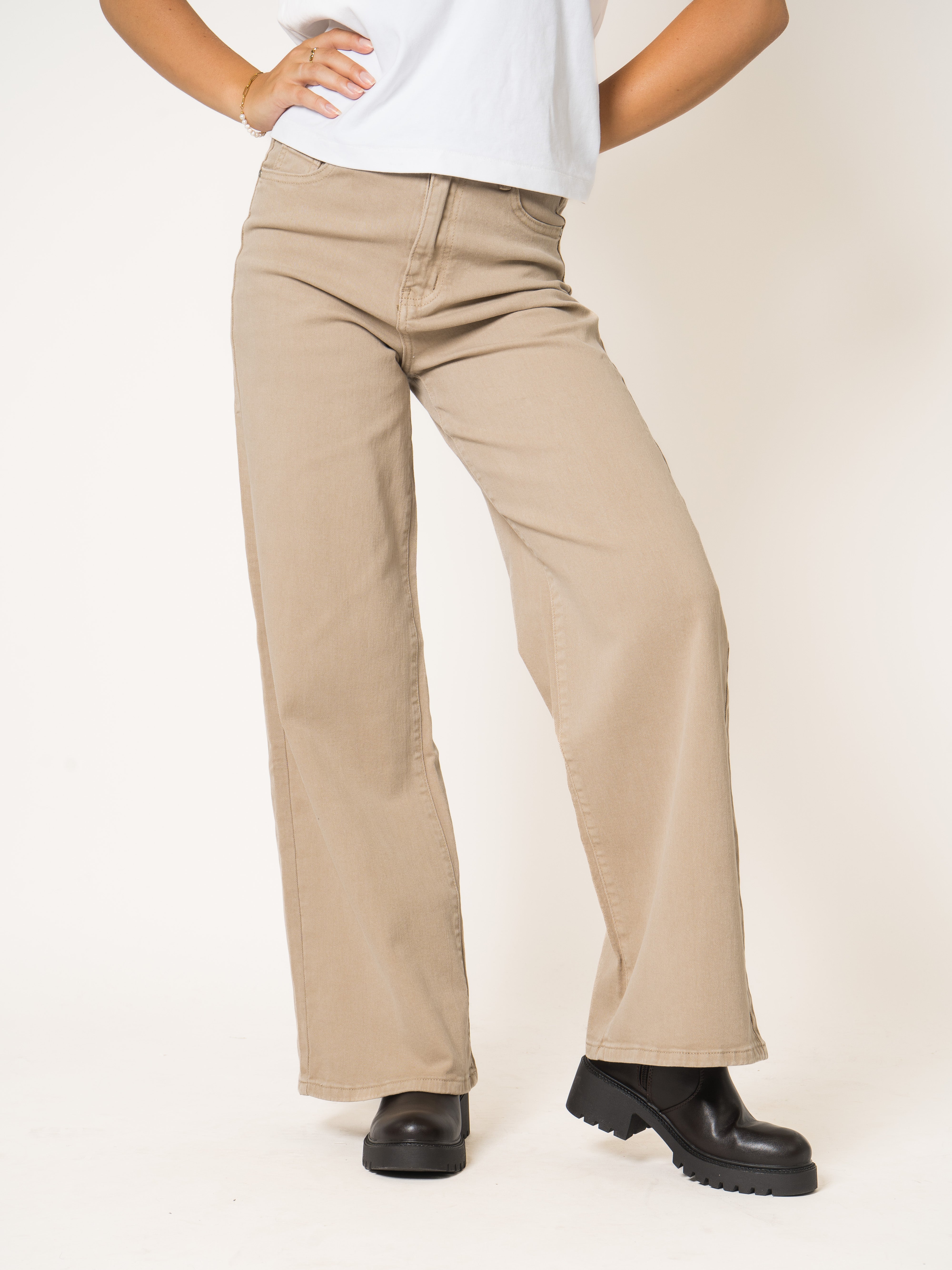 #Farbe_Beige