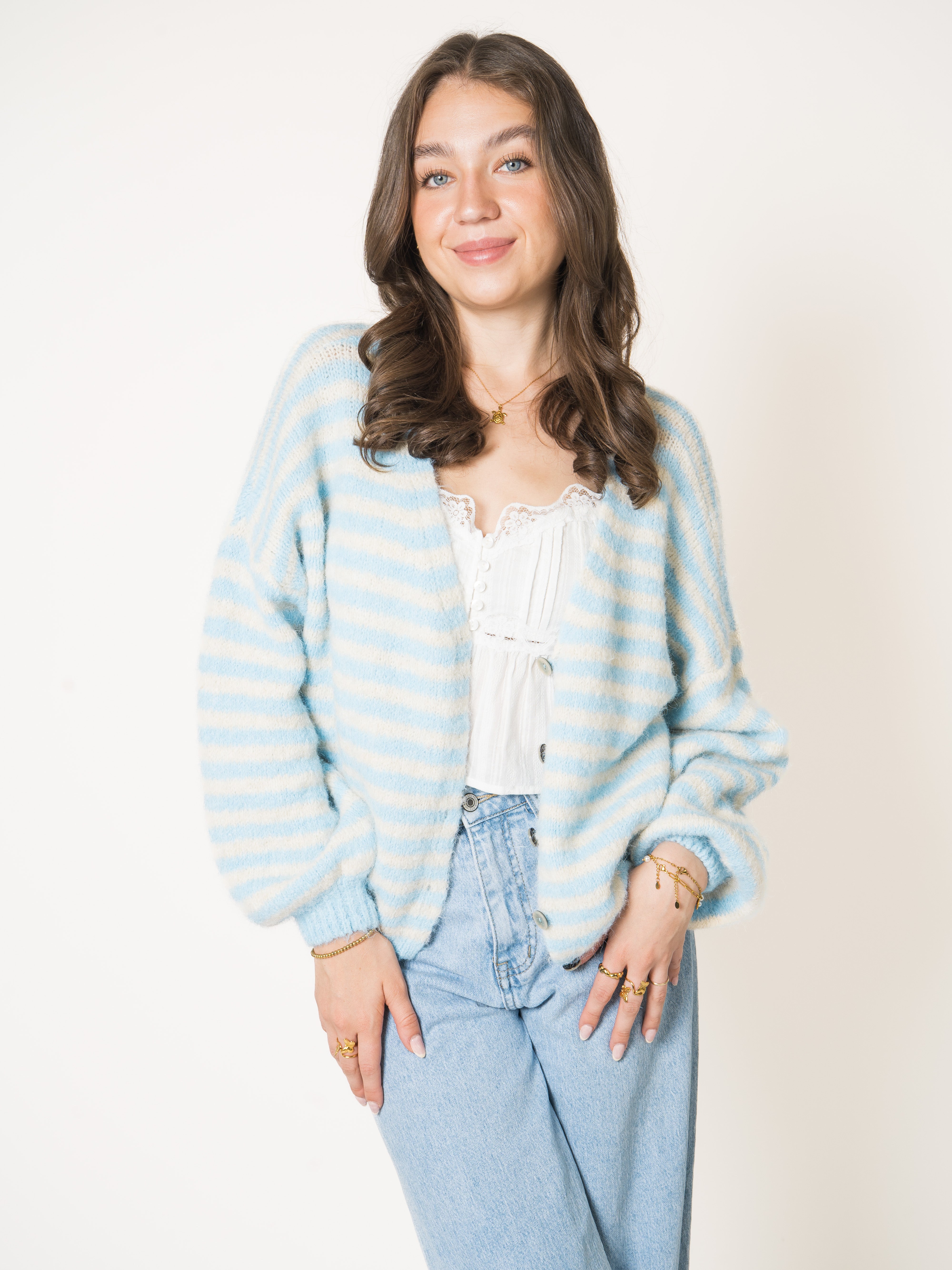 #Farbe_Creme mit Blau