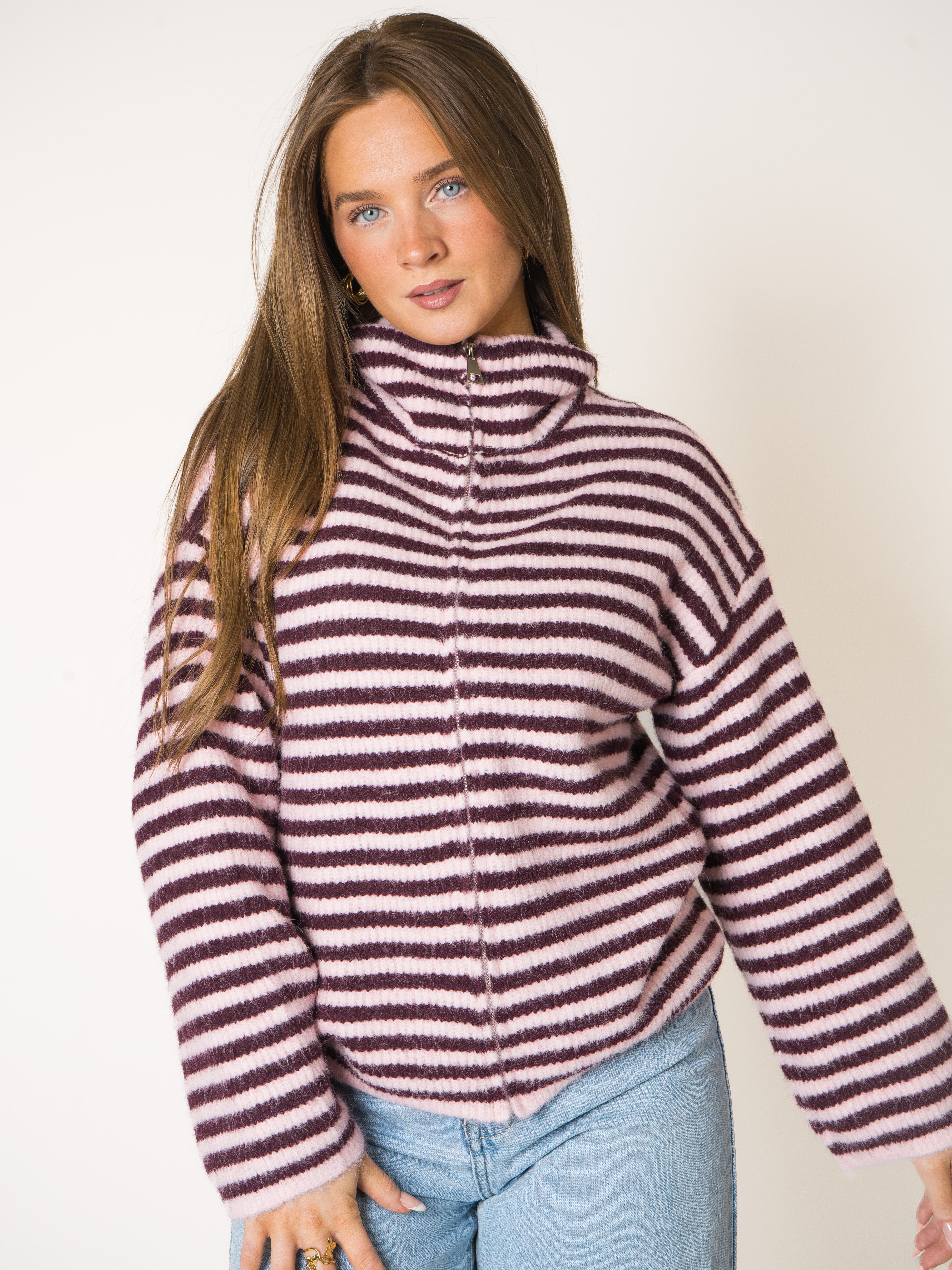 #Farbe_Dunkelrot mit Rosa