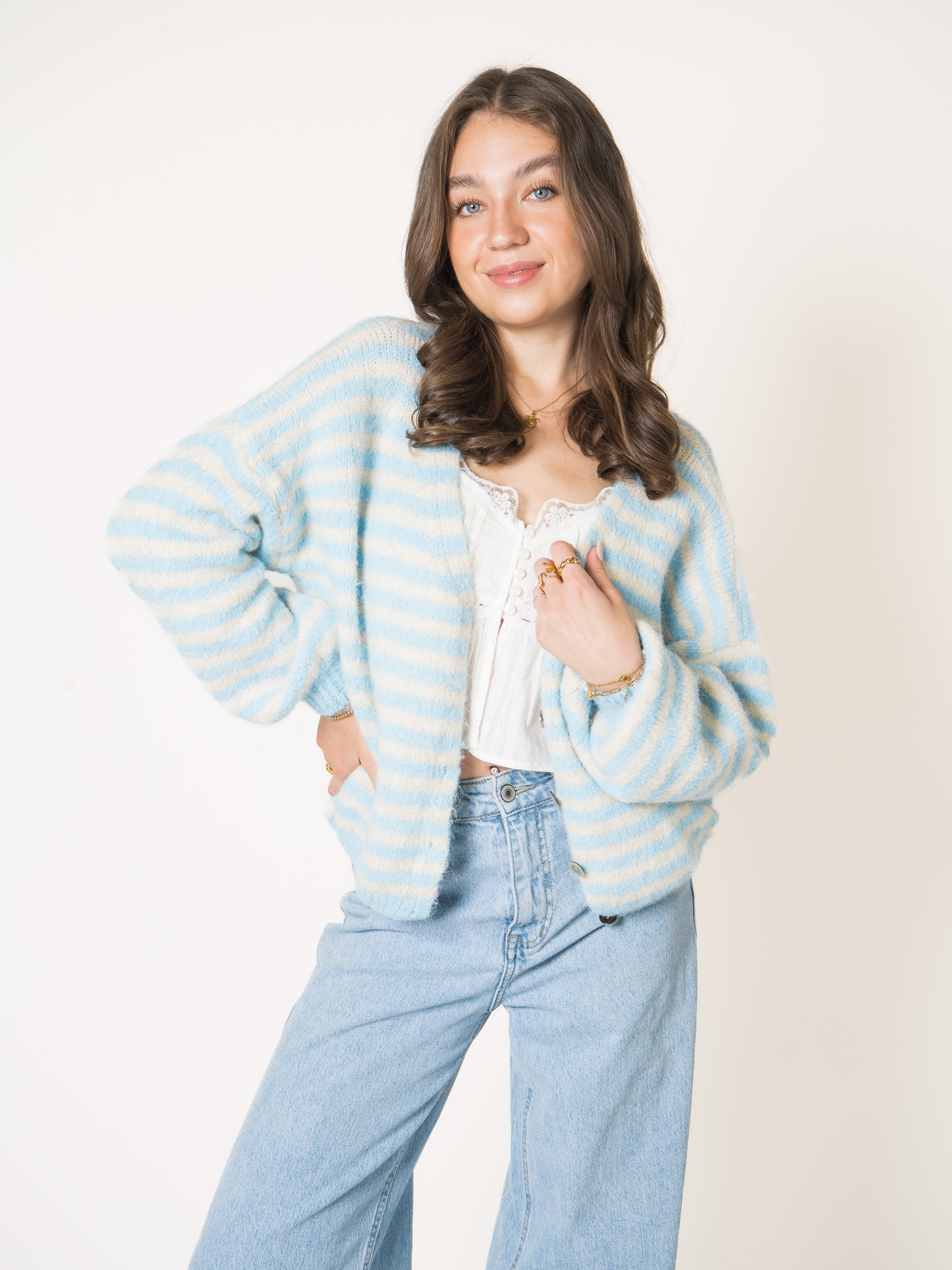 #Farbe_Creme mit Blau