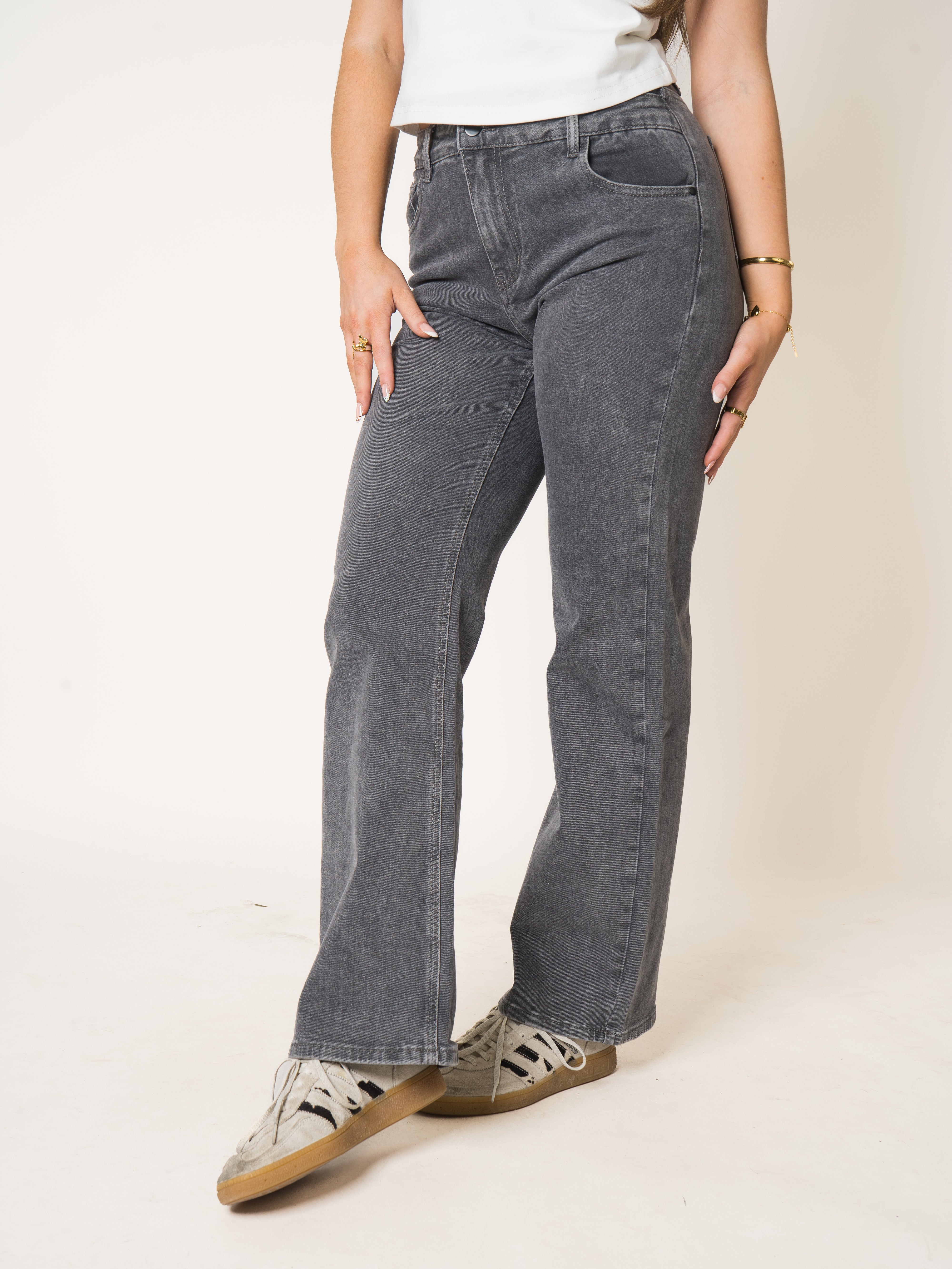Wide Leg Jeans Asymmetrischer Bund