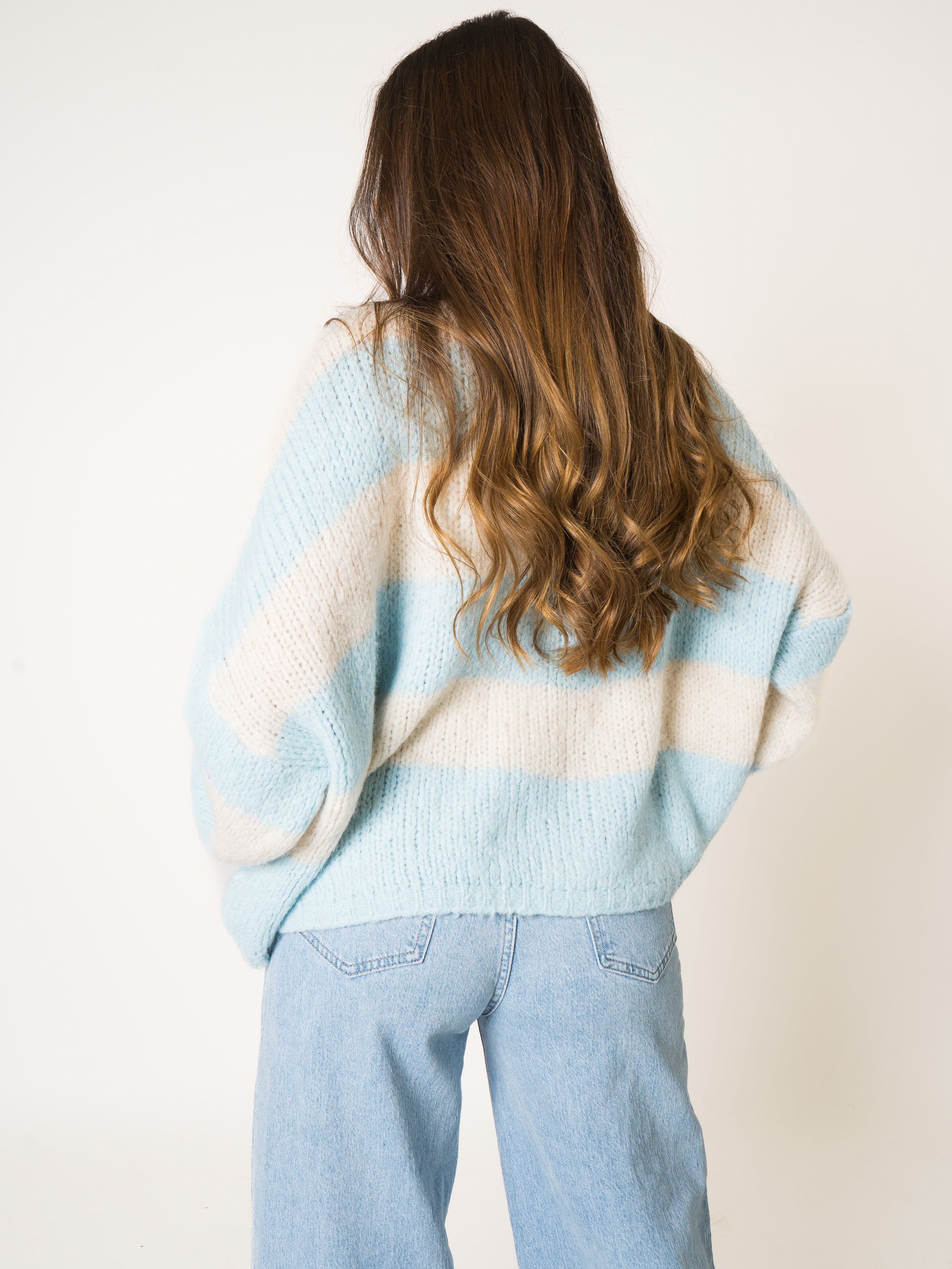 #Farbe_Weiß mit Hellblau