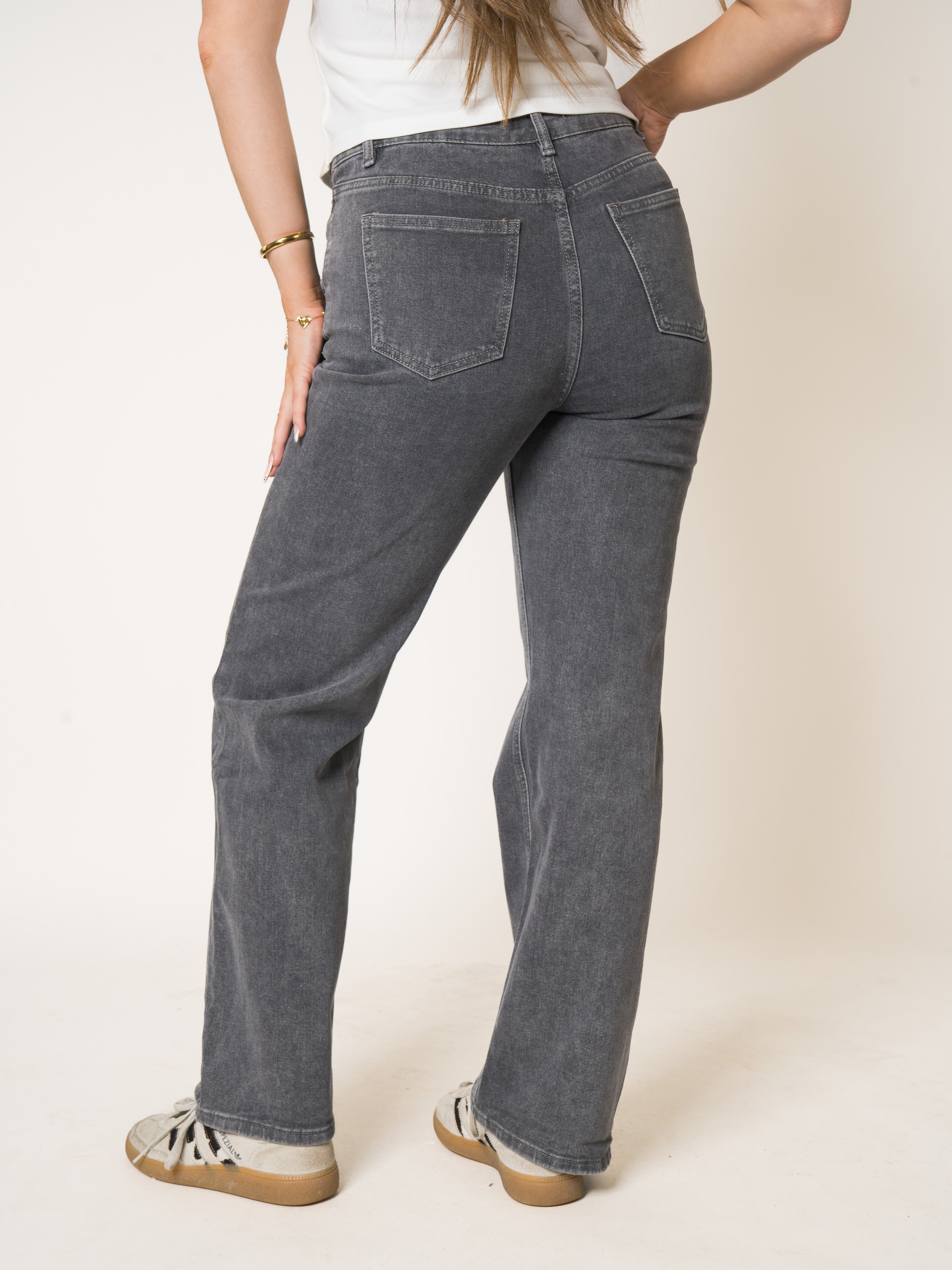 Wide Leg Jeans Asymmetrischer Bund