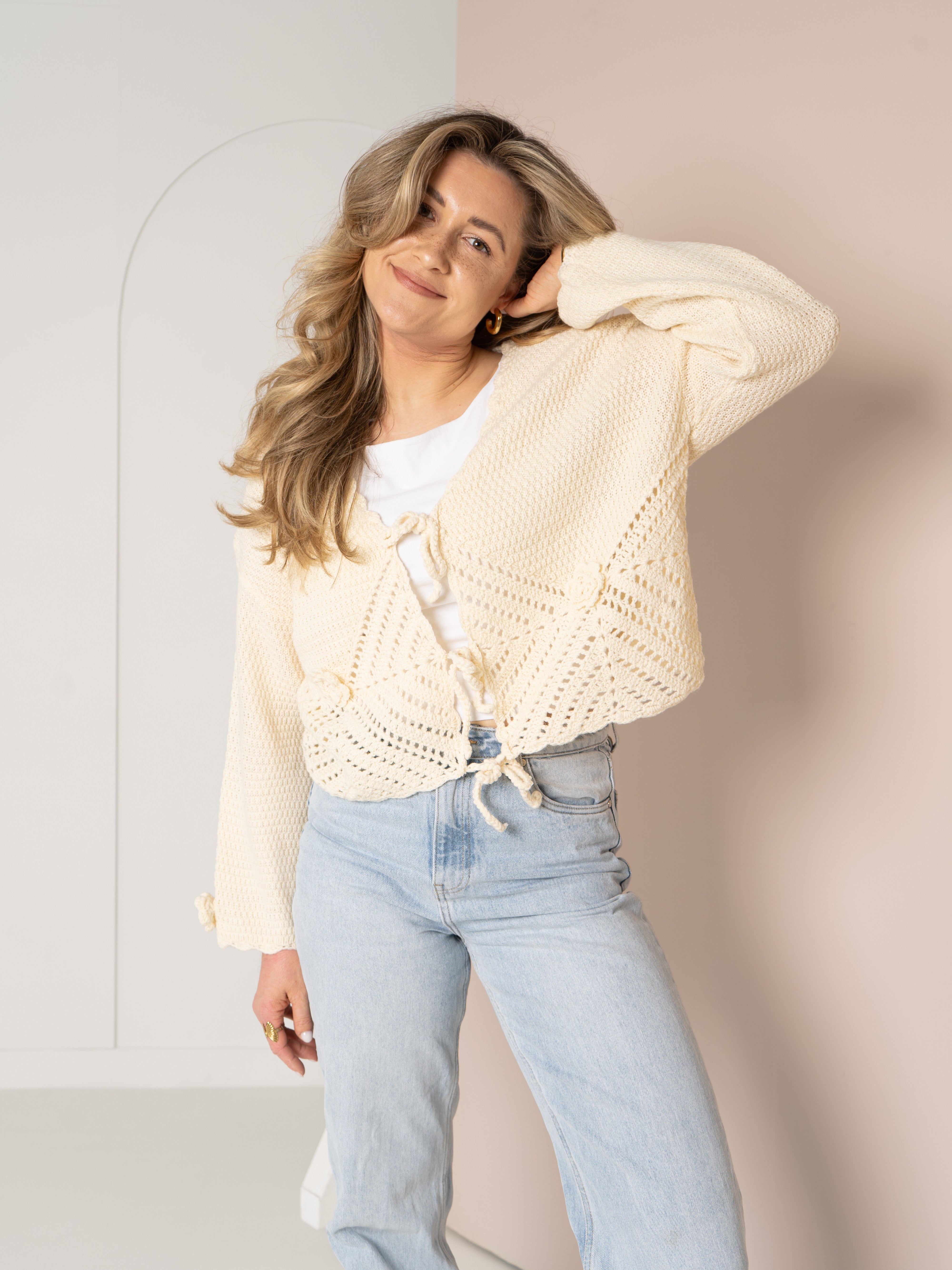 Summer Bloom Häkelcardigan