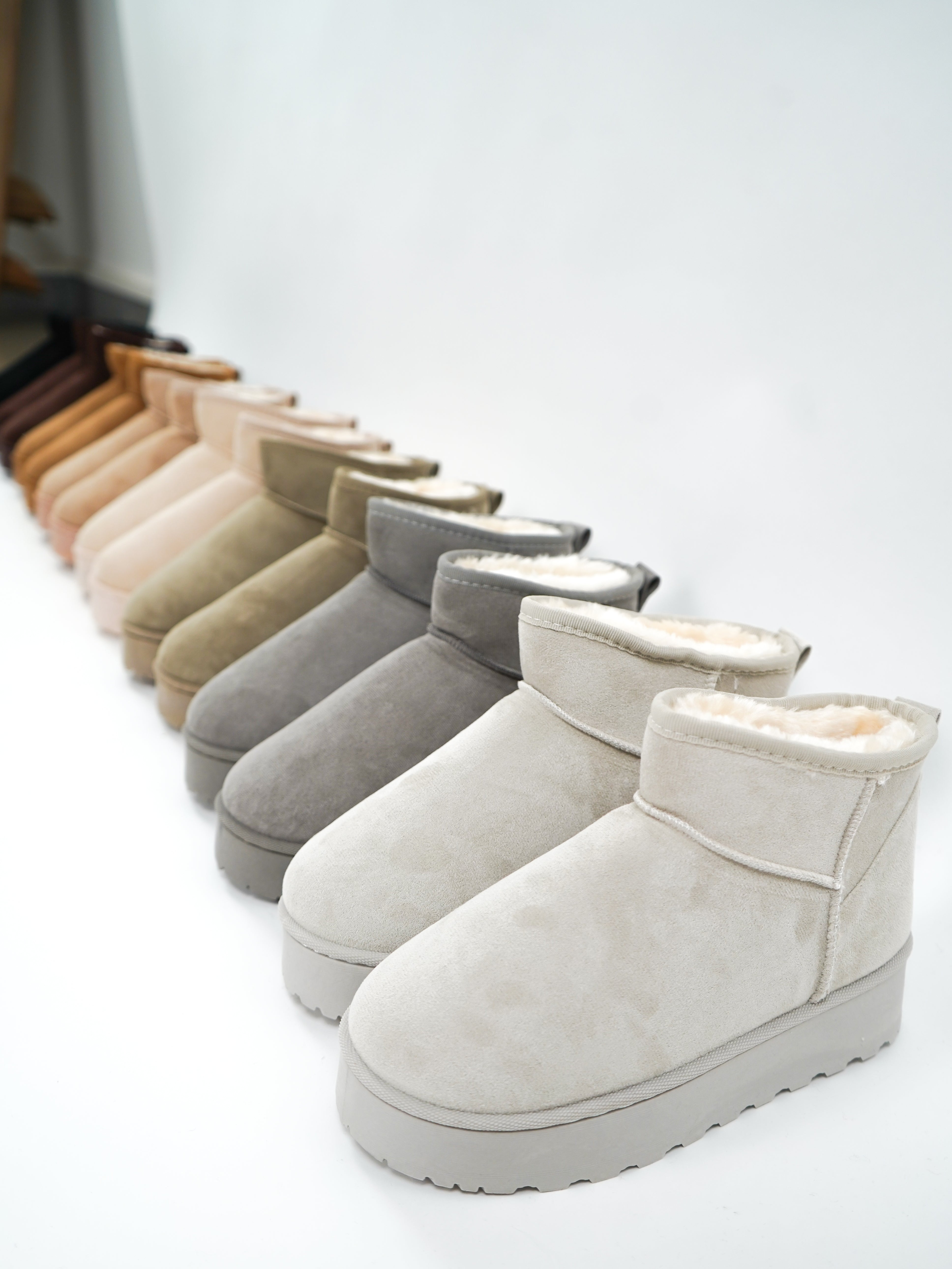 Classic Mini Boots - Light Beige