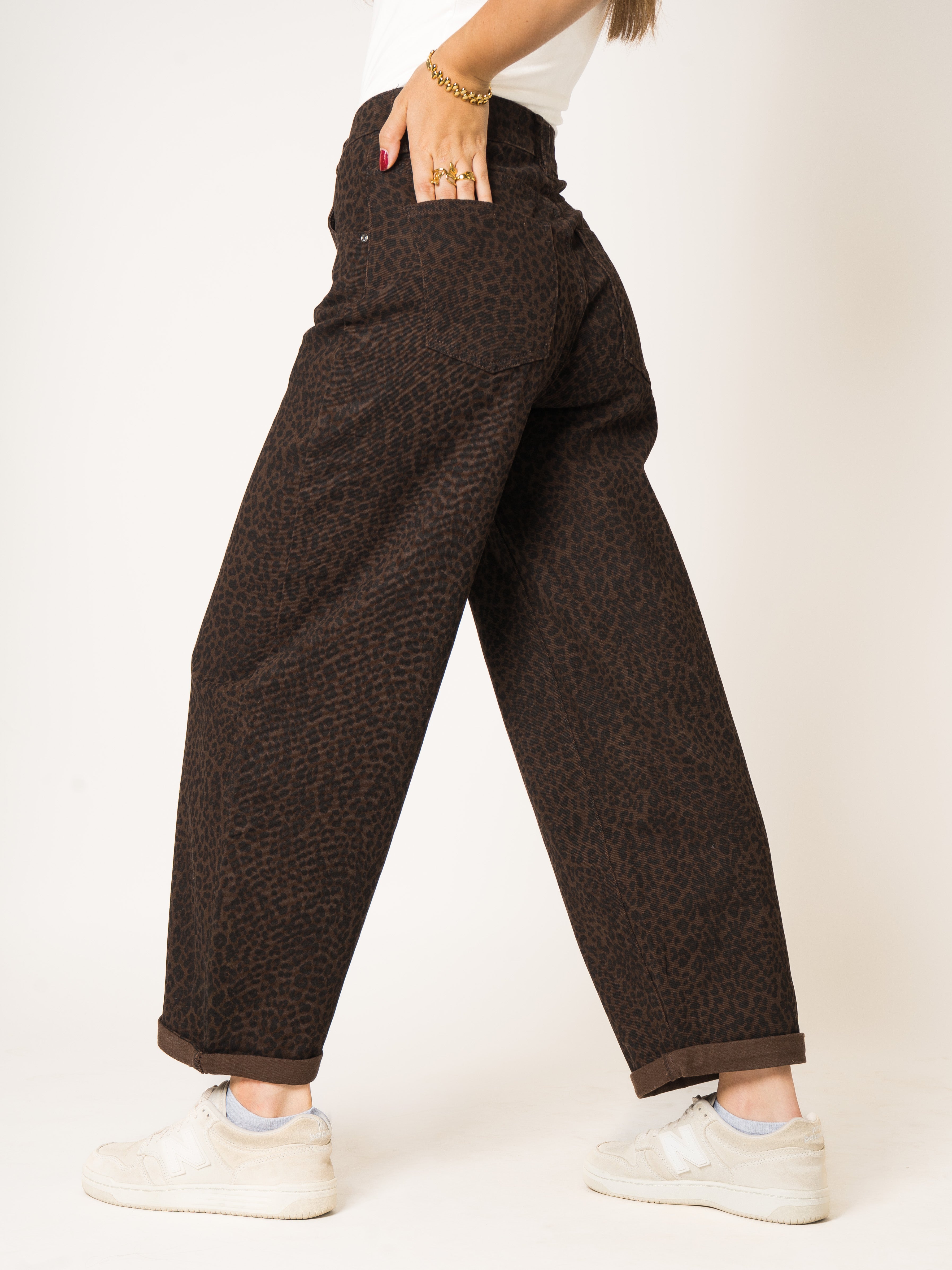 Balloon Fit Leo Jeans