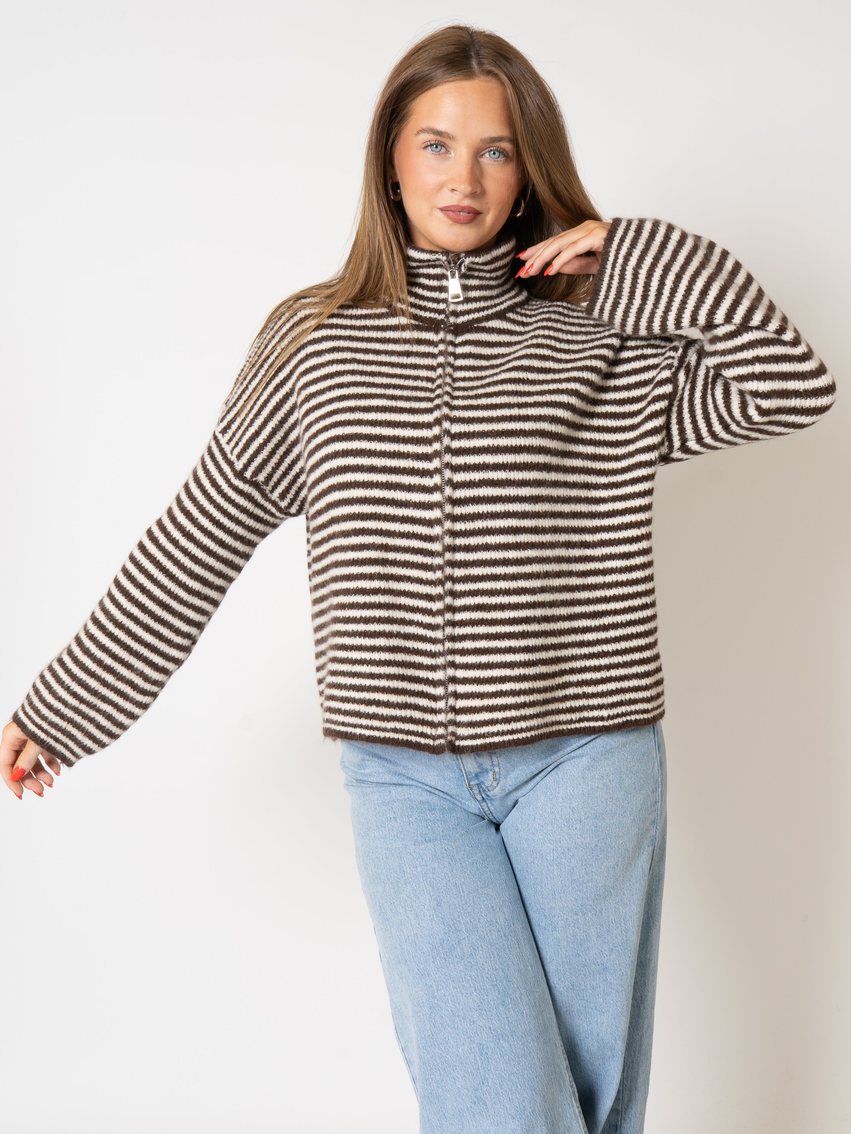 #Farbe_Braun mit weiß