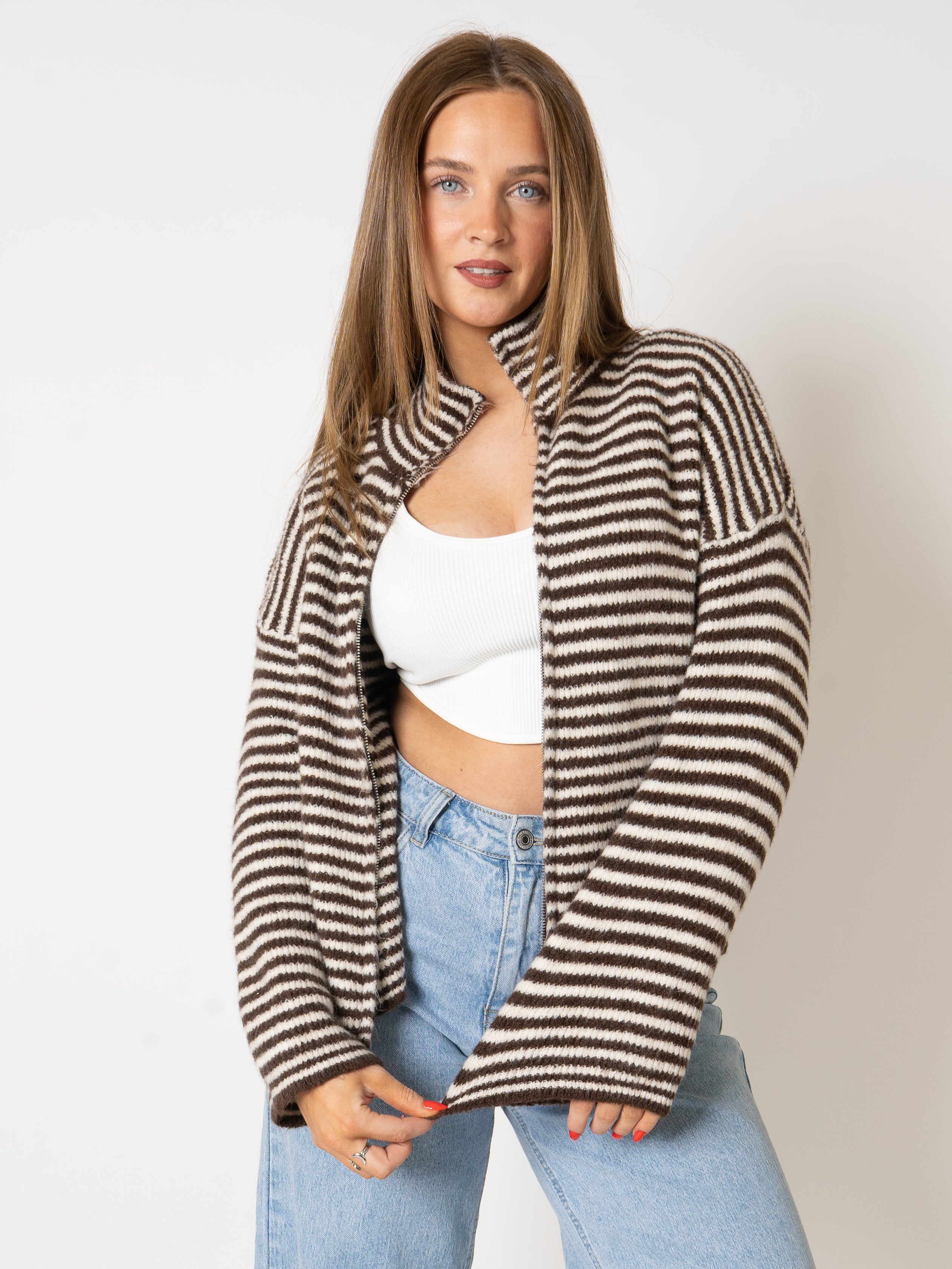 #Farbe_Braun mit weiß