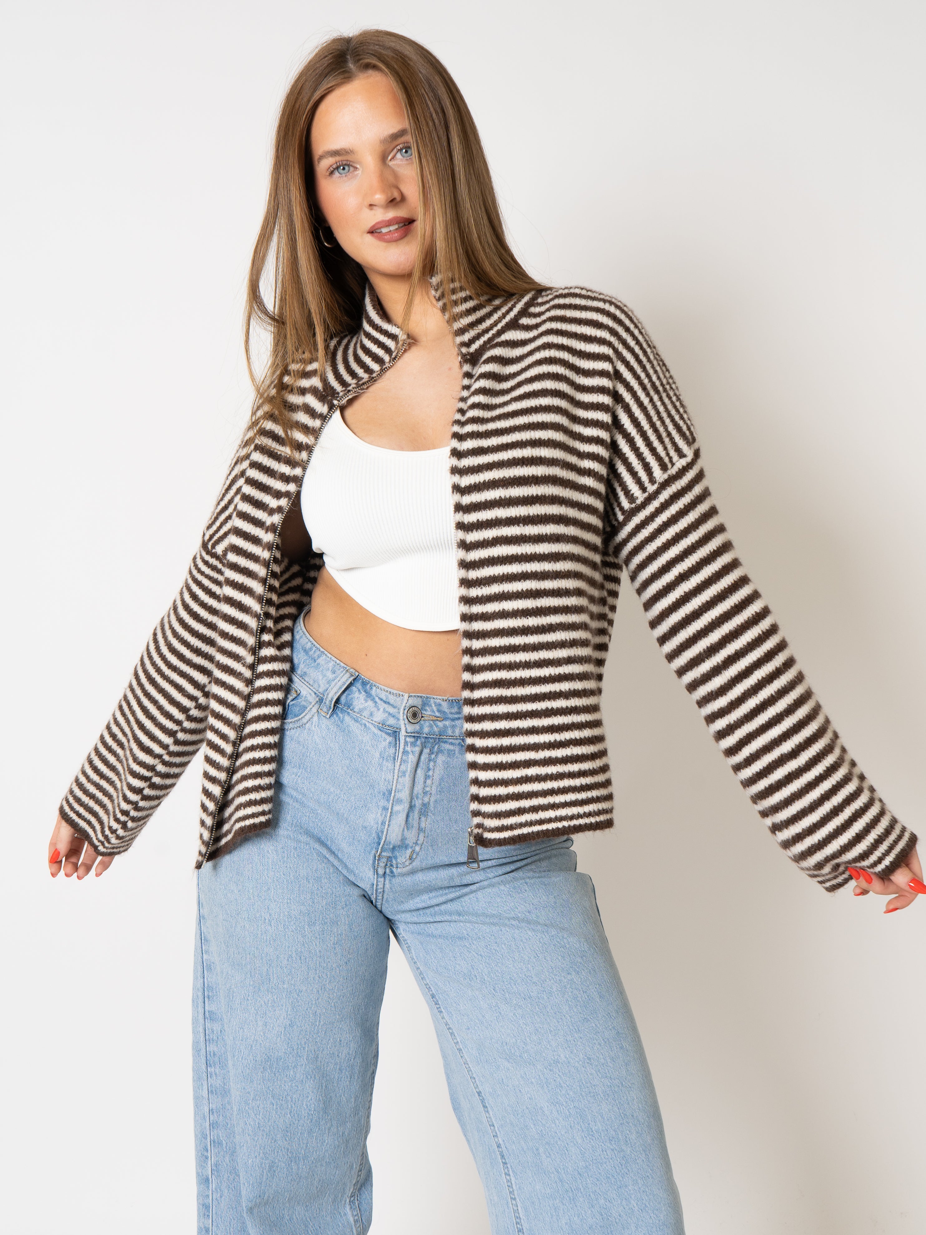 #Farbe_Braun mit weiß