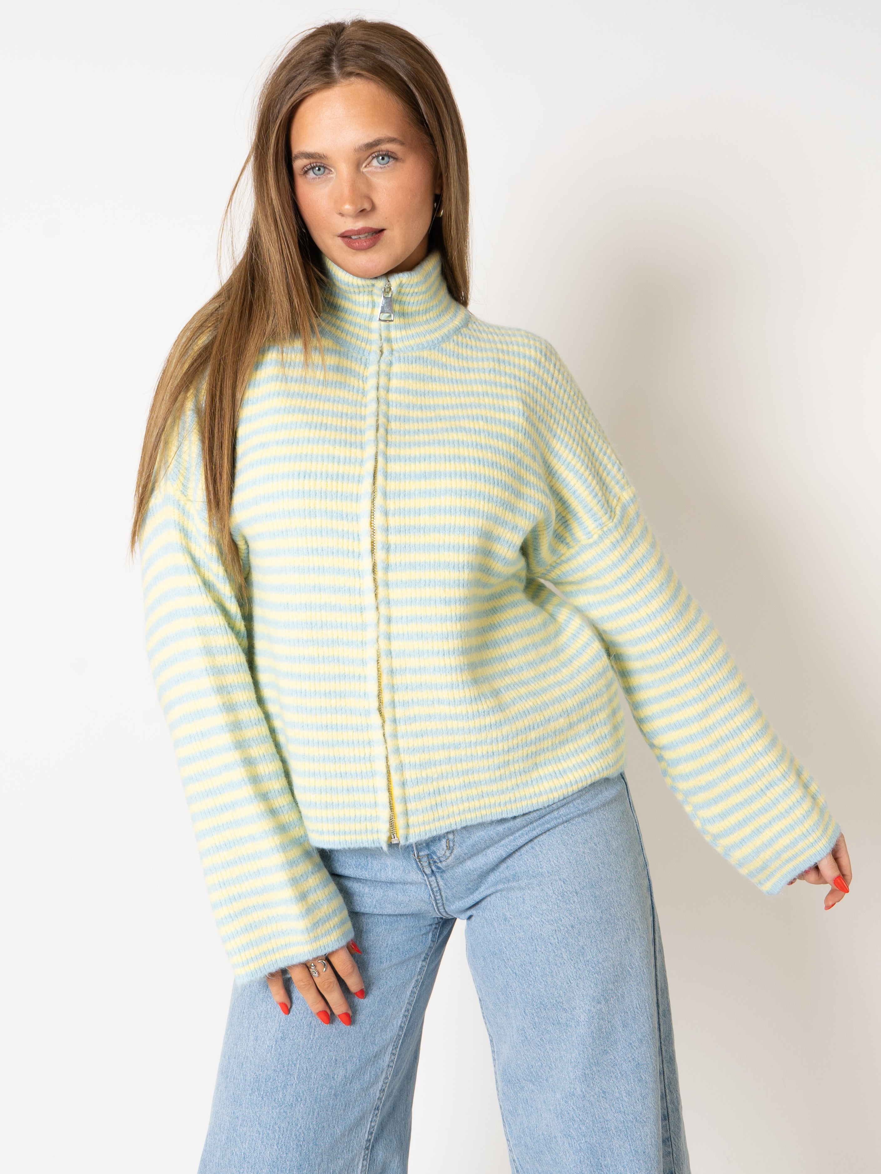 #Farbe_Blau mit Gelb