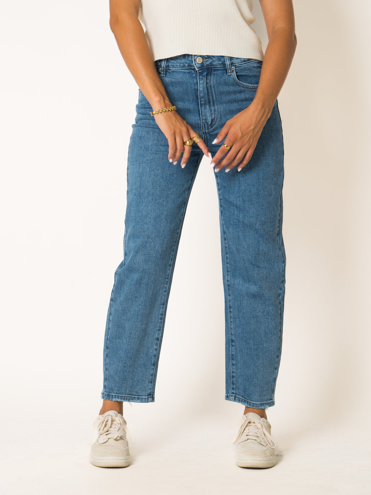 Classic Mom Fit Jeans