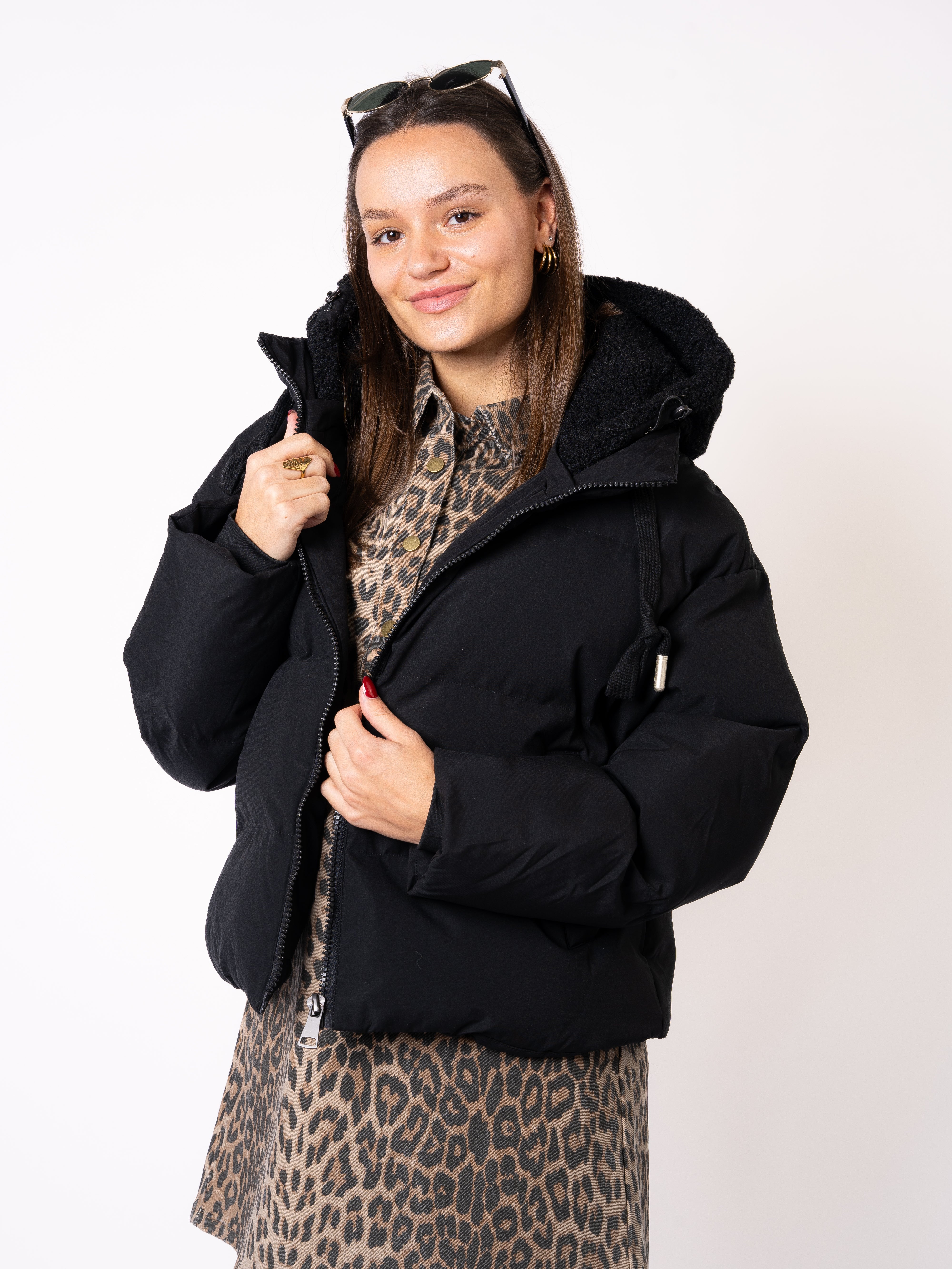 Wrapped Up Puffer Jacket - Schwarz