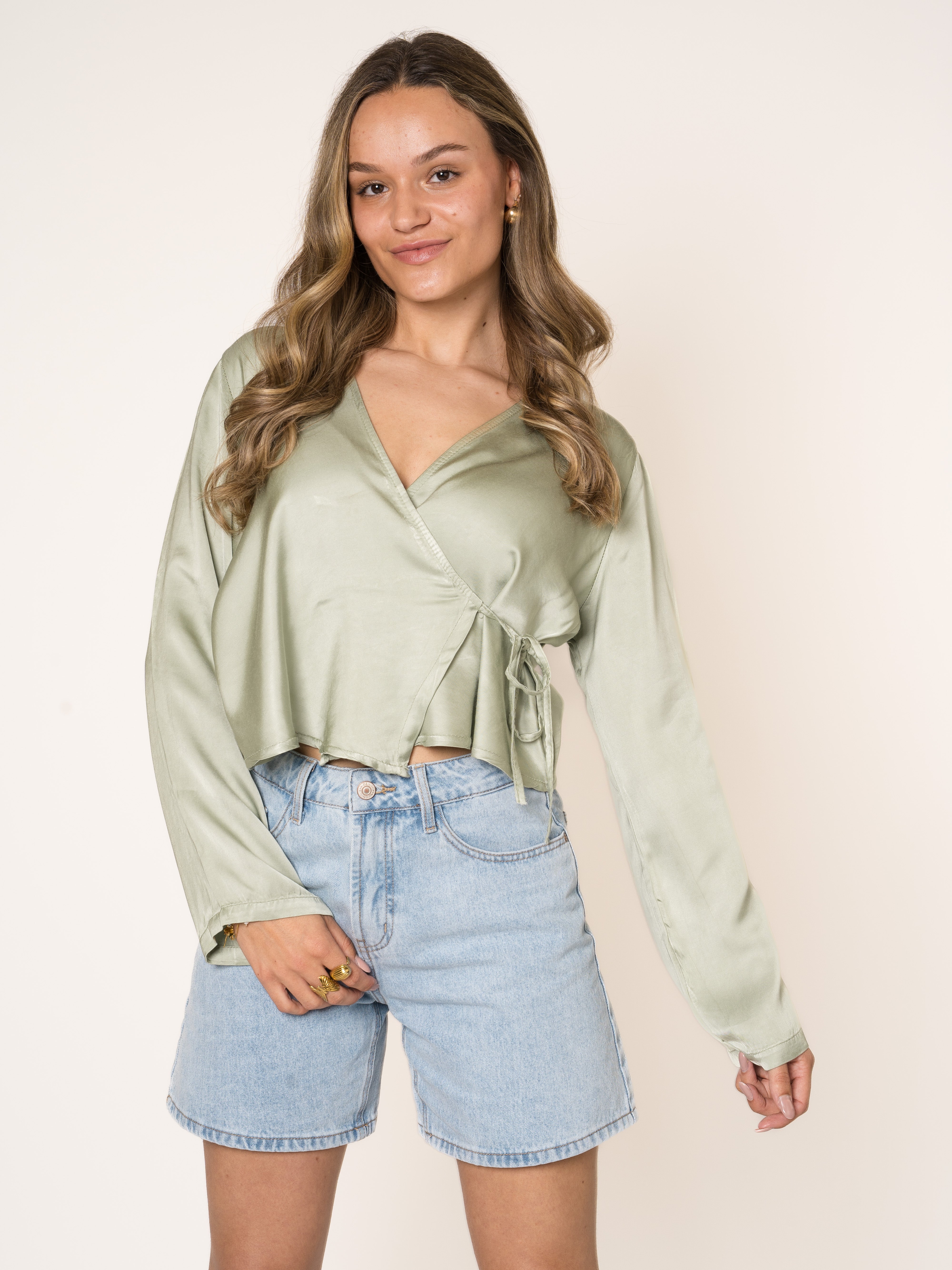 #Farbe_Khaki