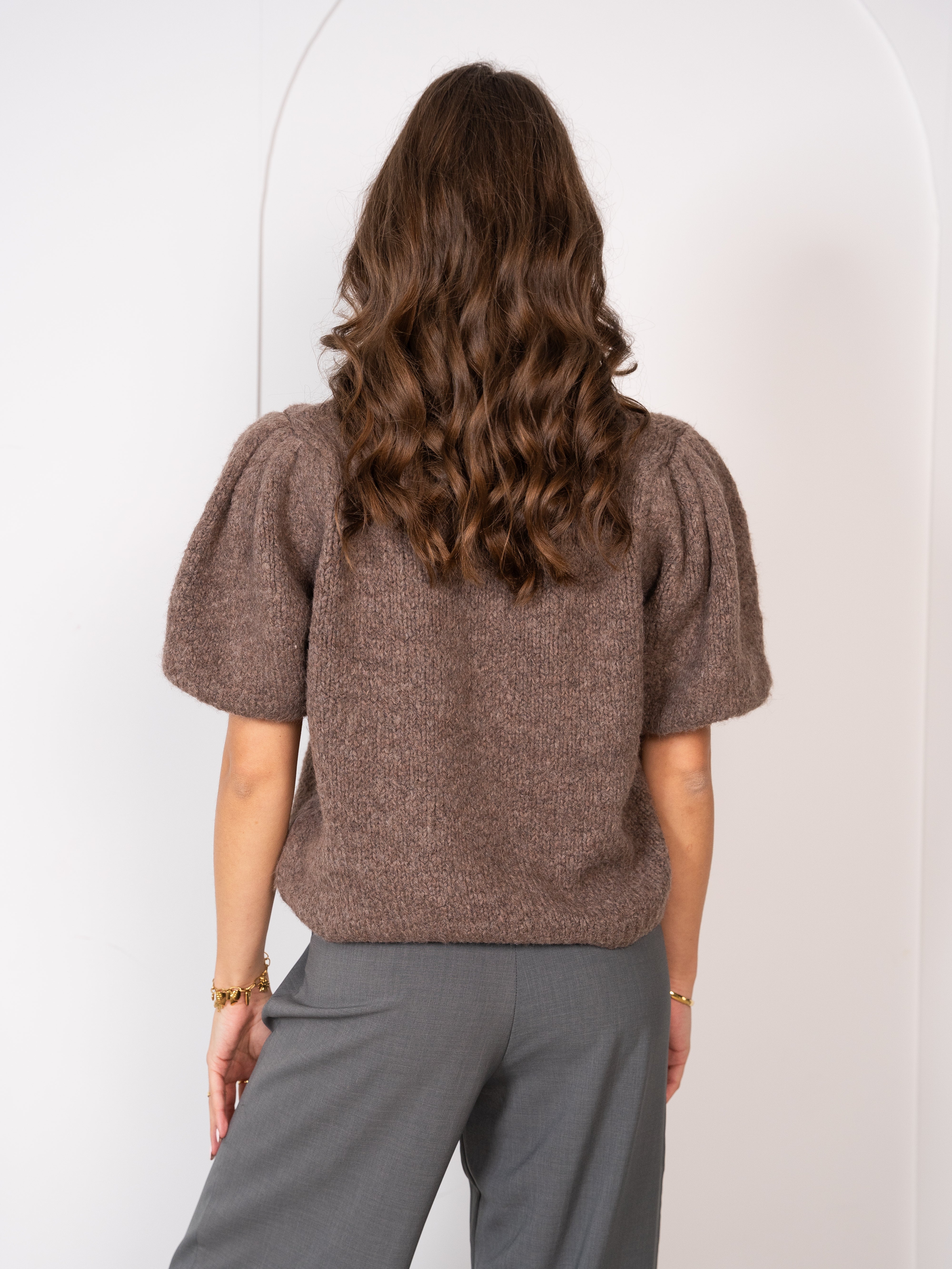 Carissa Volant Strickshirt - Braun