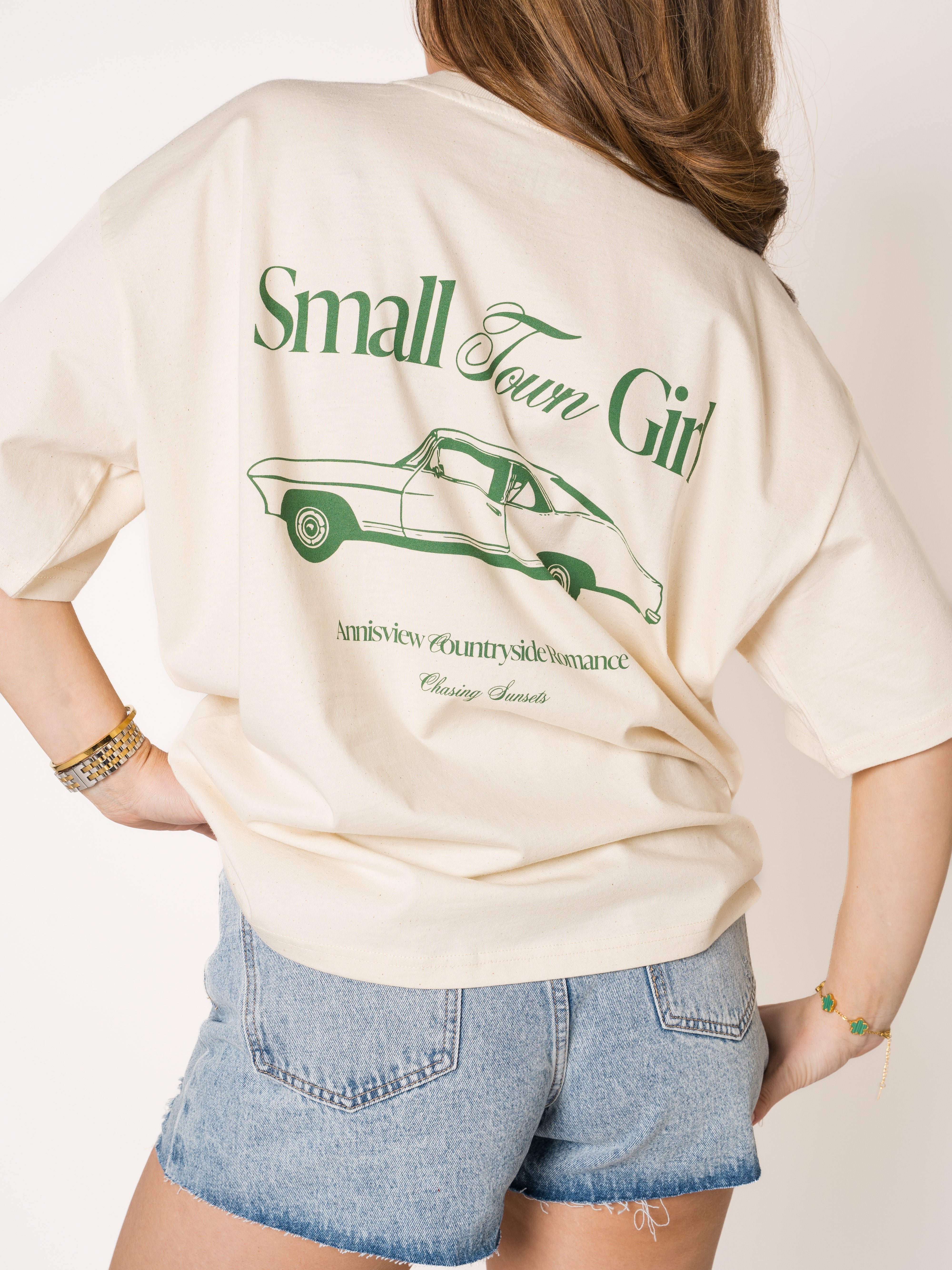 Small Town Girl Oversize Tee