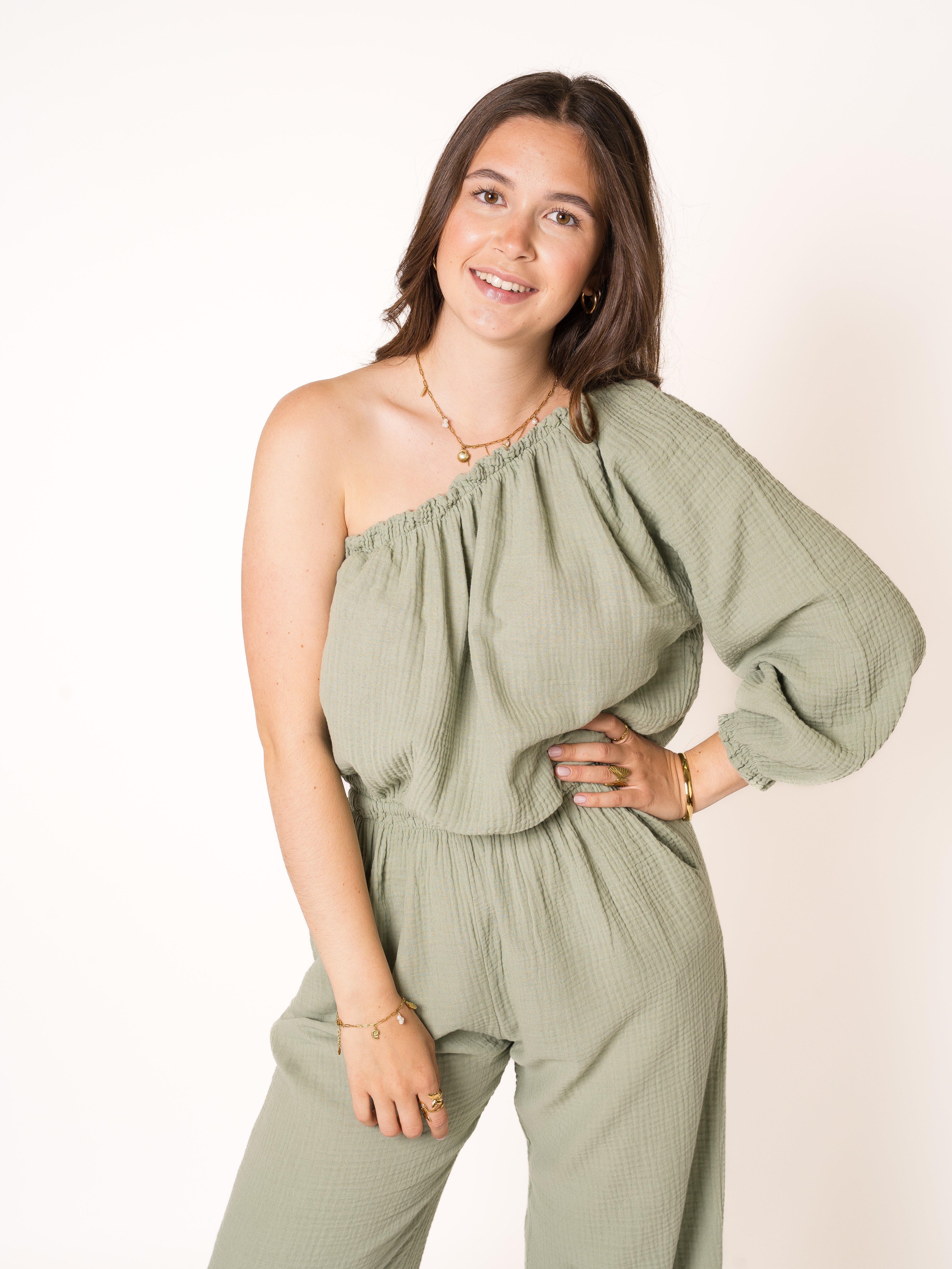 #Farbe_Khaki