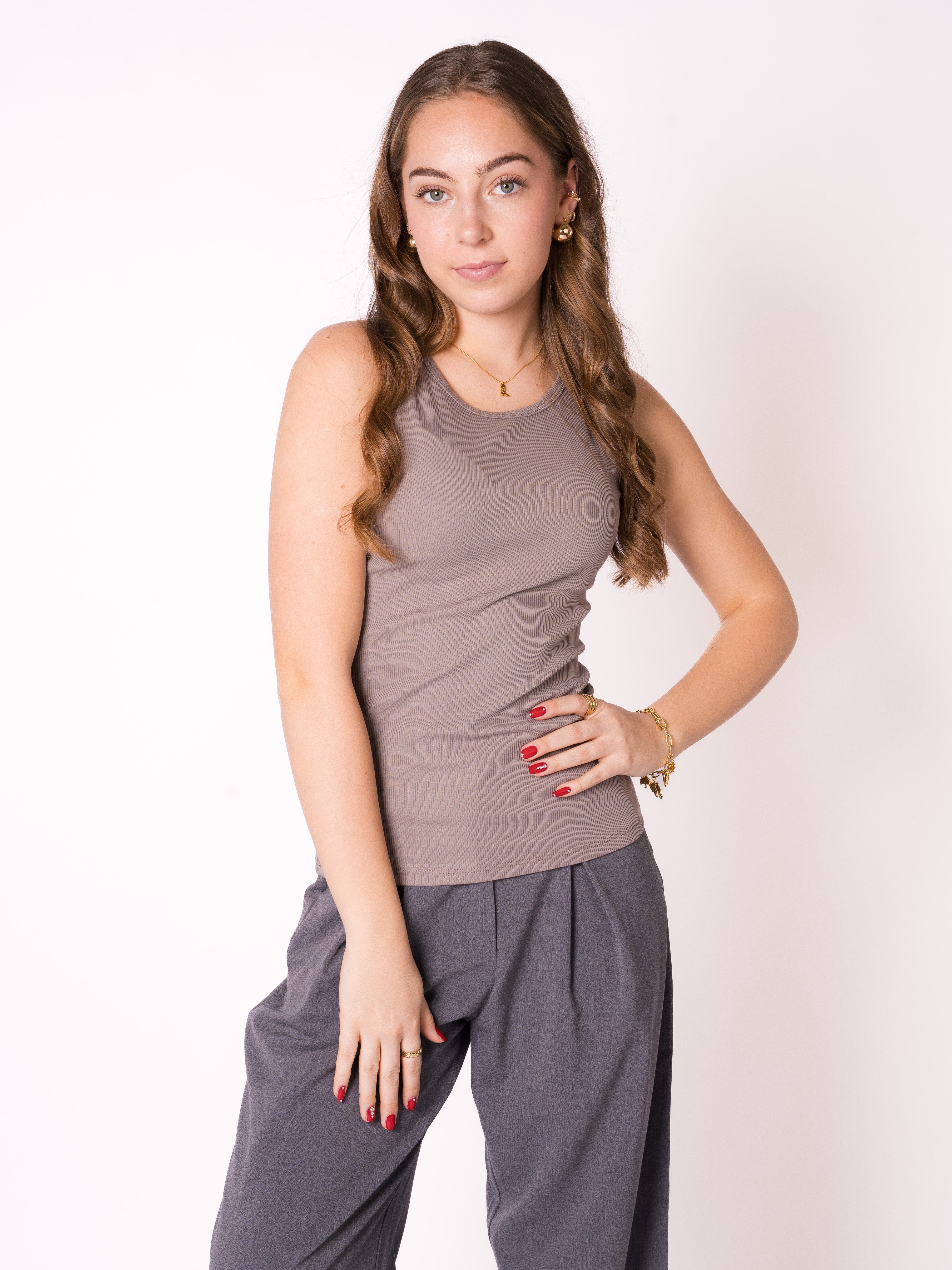 Ribbed Basic Top - Hellbraun