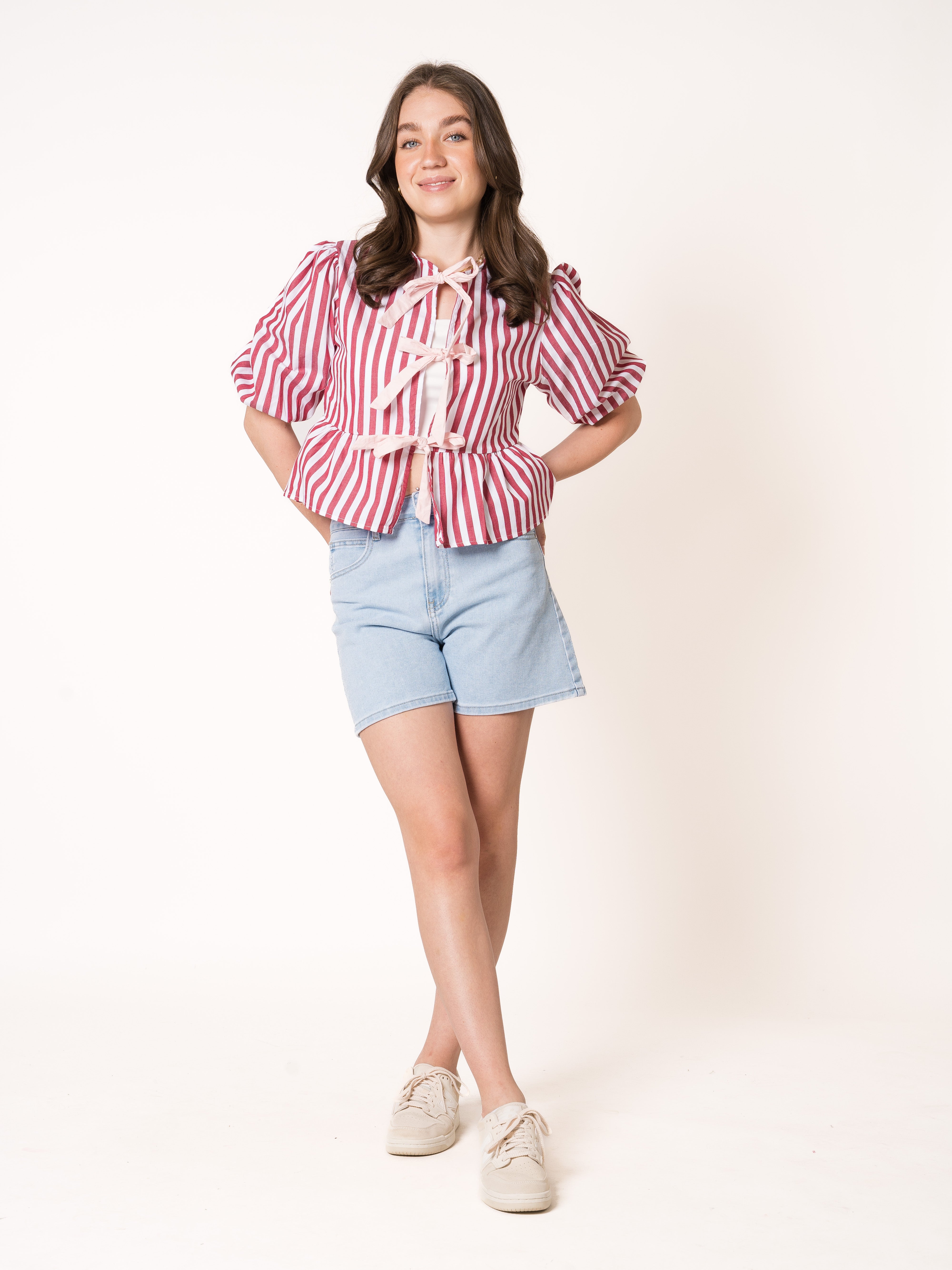 LUCKY DEAL 1882 Stripe Vibe Balloon Shirt - Weiß mit Rot - vom Umtausch ausgeschlossen -