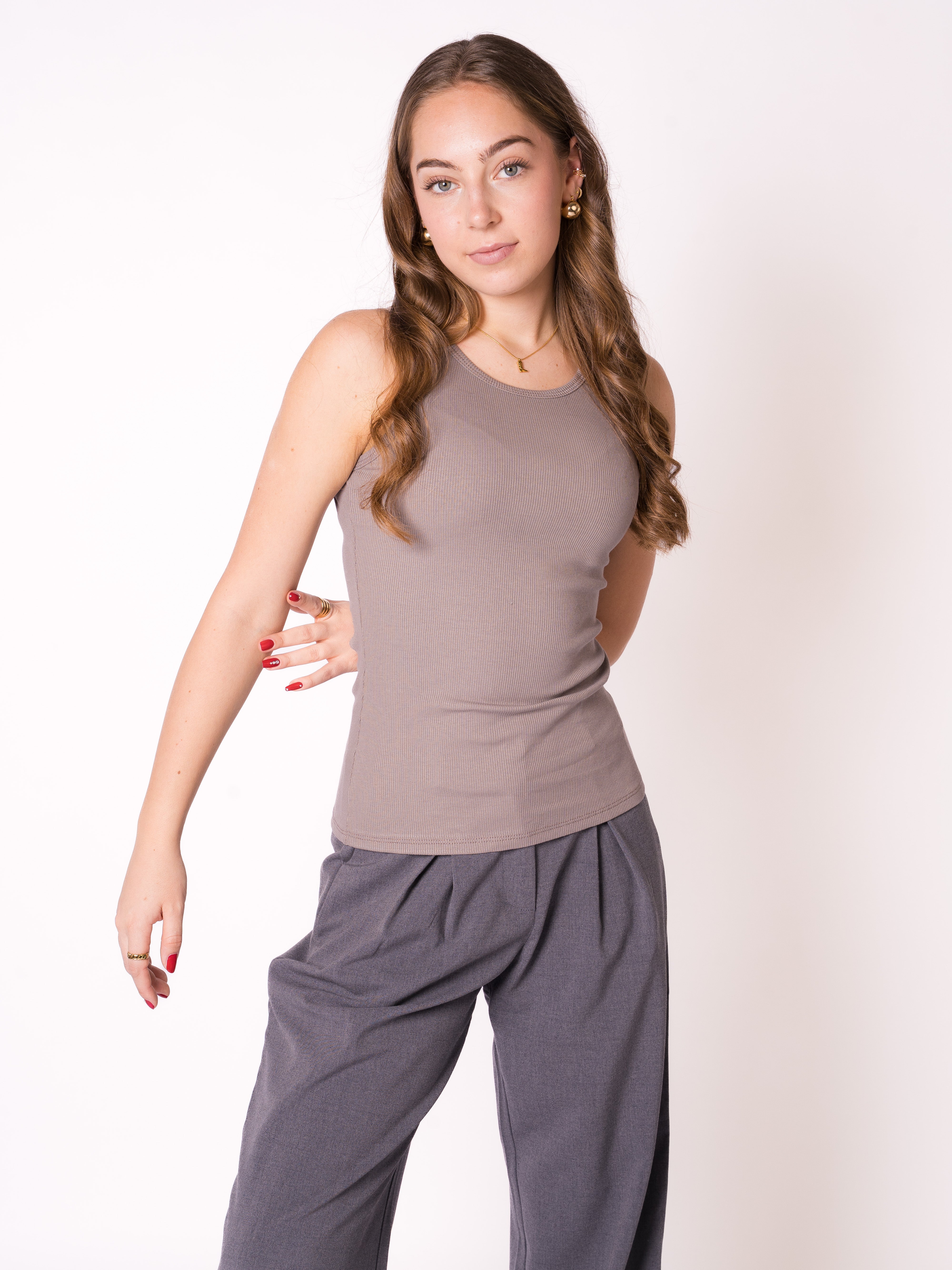 Ribbed Basic Top - Hellbraun