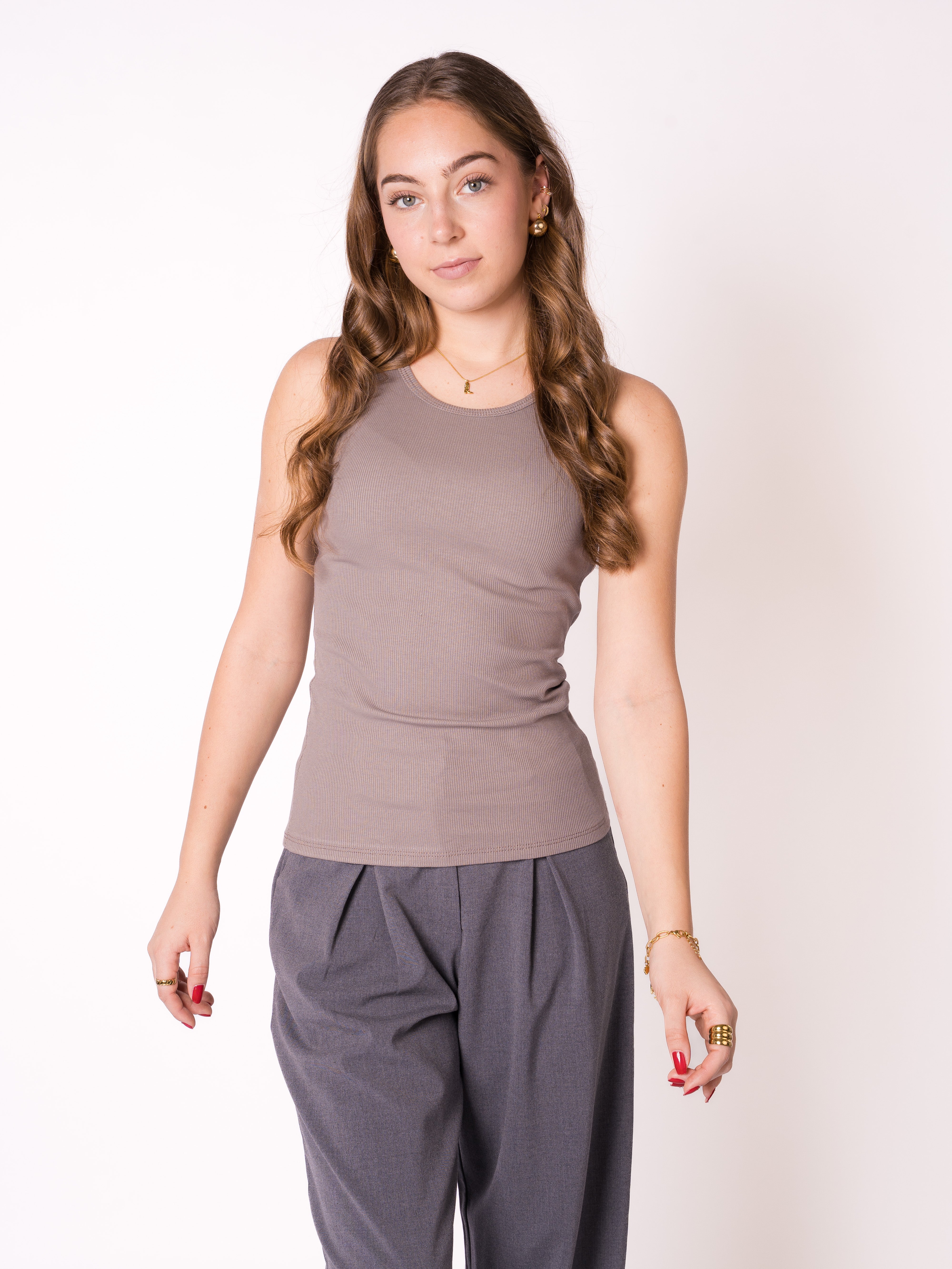 Ribbed Basic Top - Hellbraun