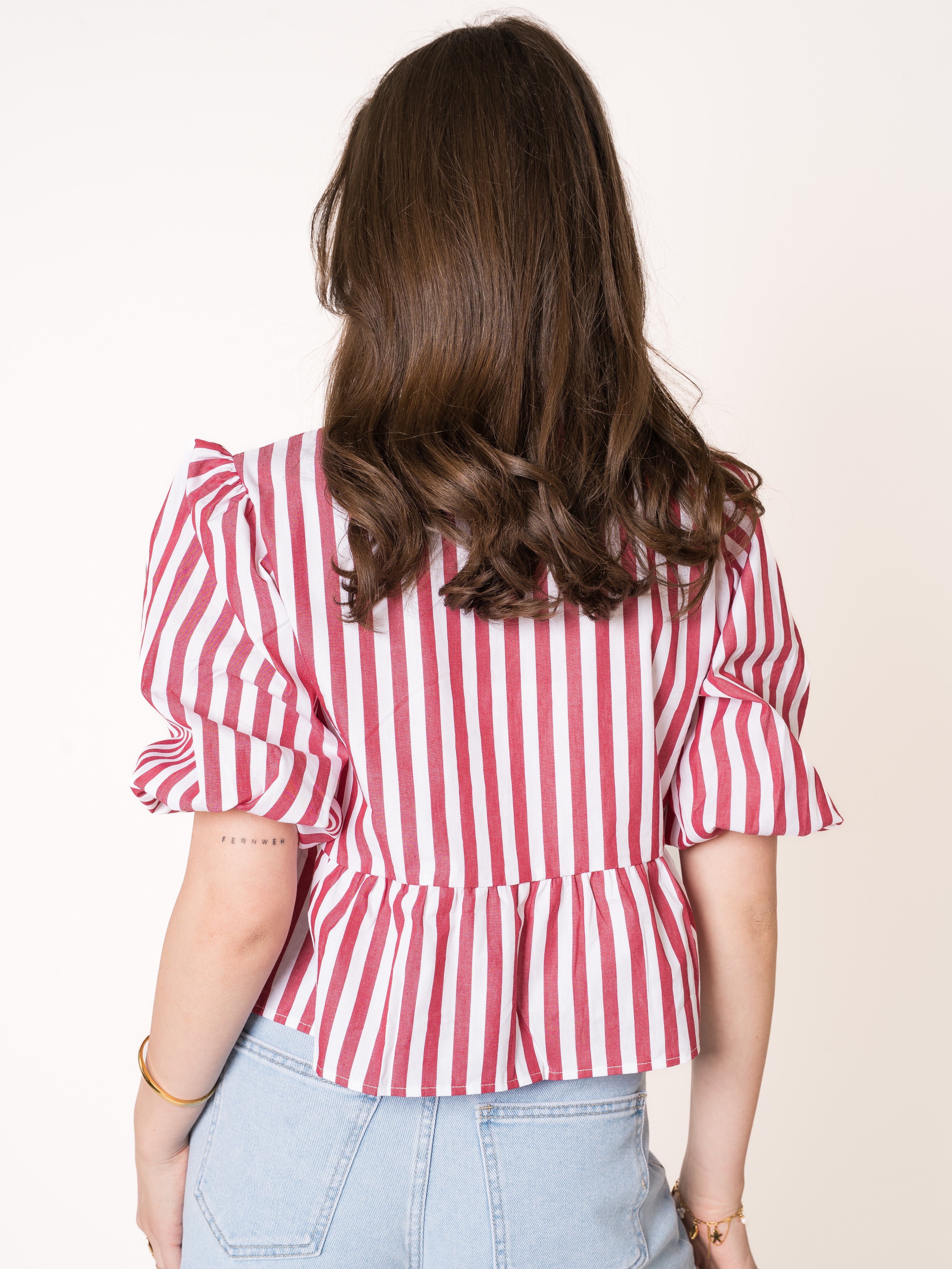 LUCKY DEAL 1882 Stripe Vibe Balloon Shirt - Weiß mit Rot - vom Umtausch ausgeschlossen -