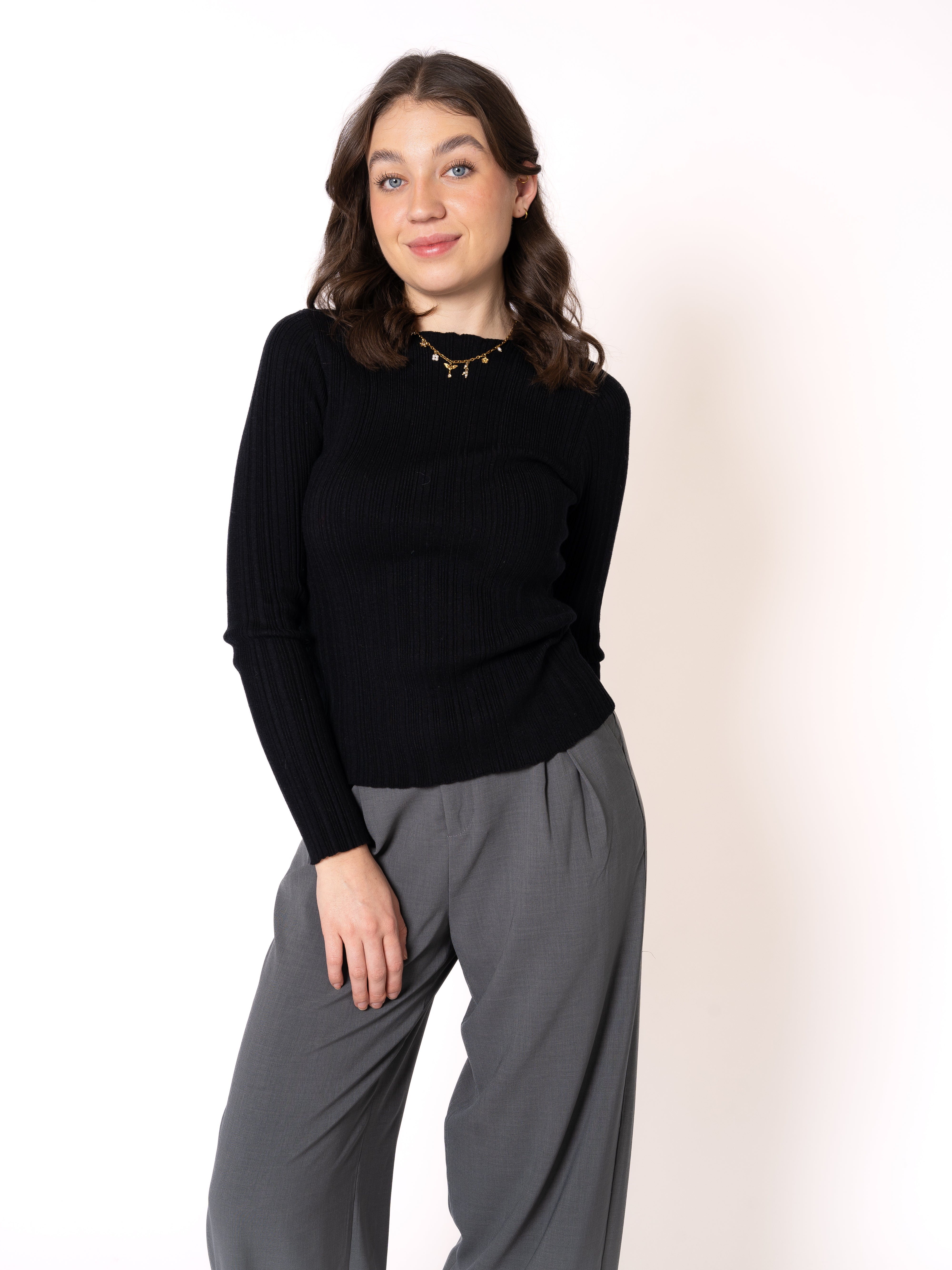 Ellara Ribbed Knit Longsleeve - Schwarz