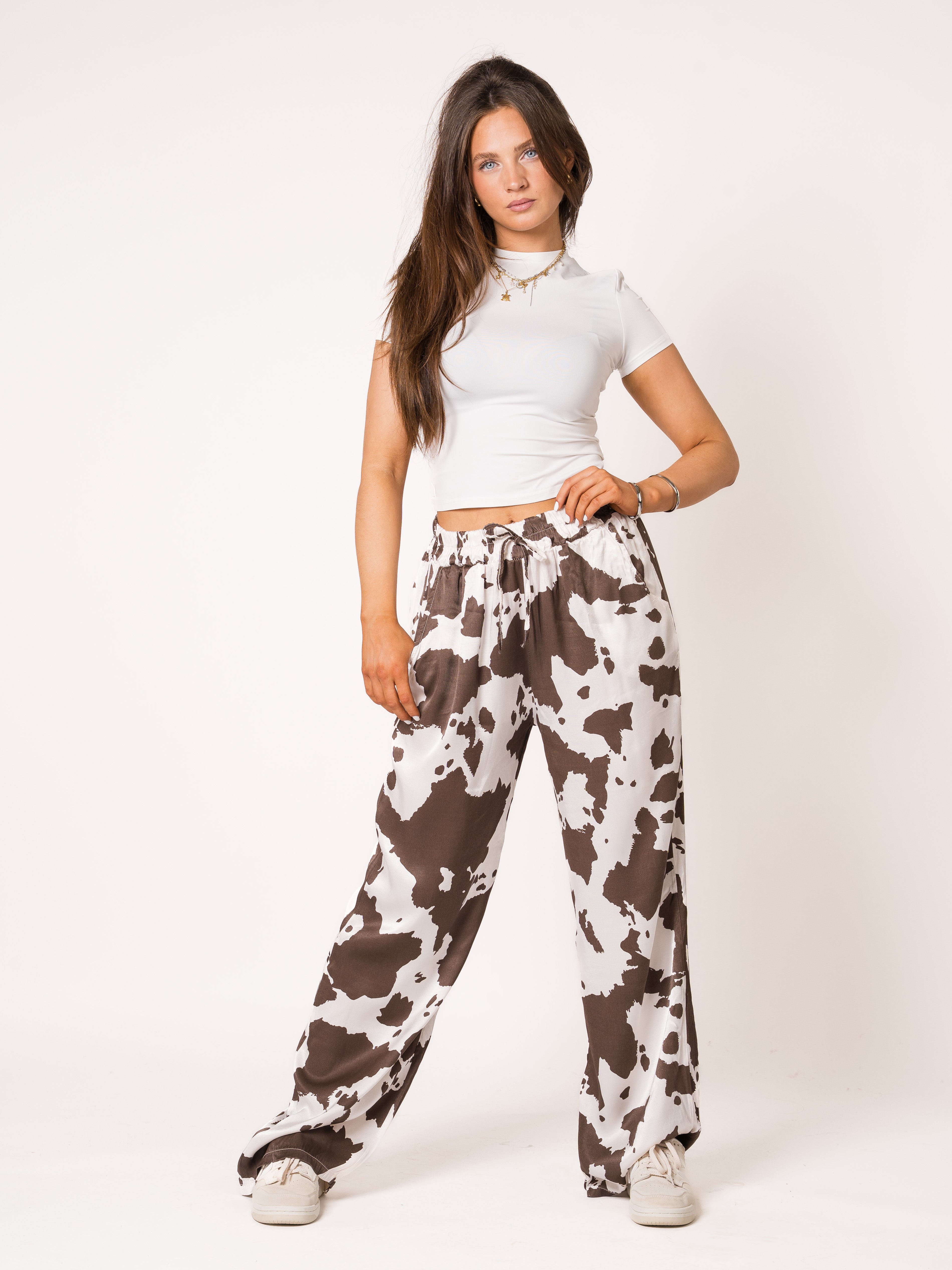 Cow Silky Wide Leg Hose