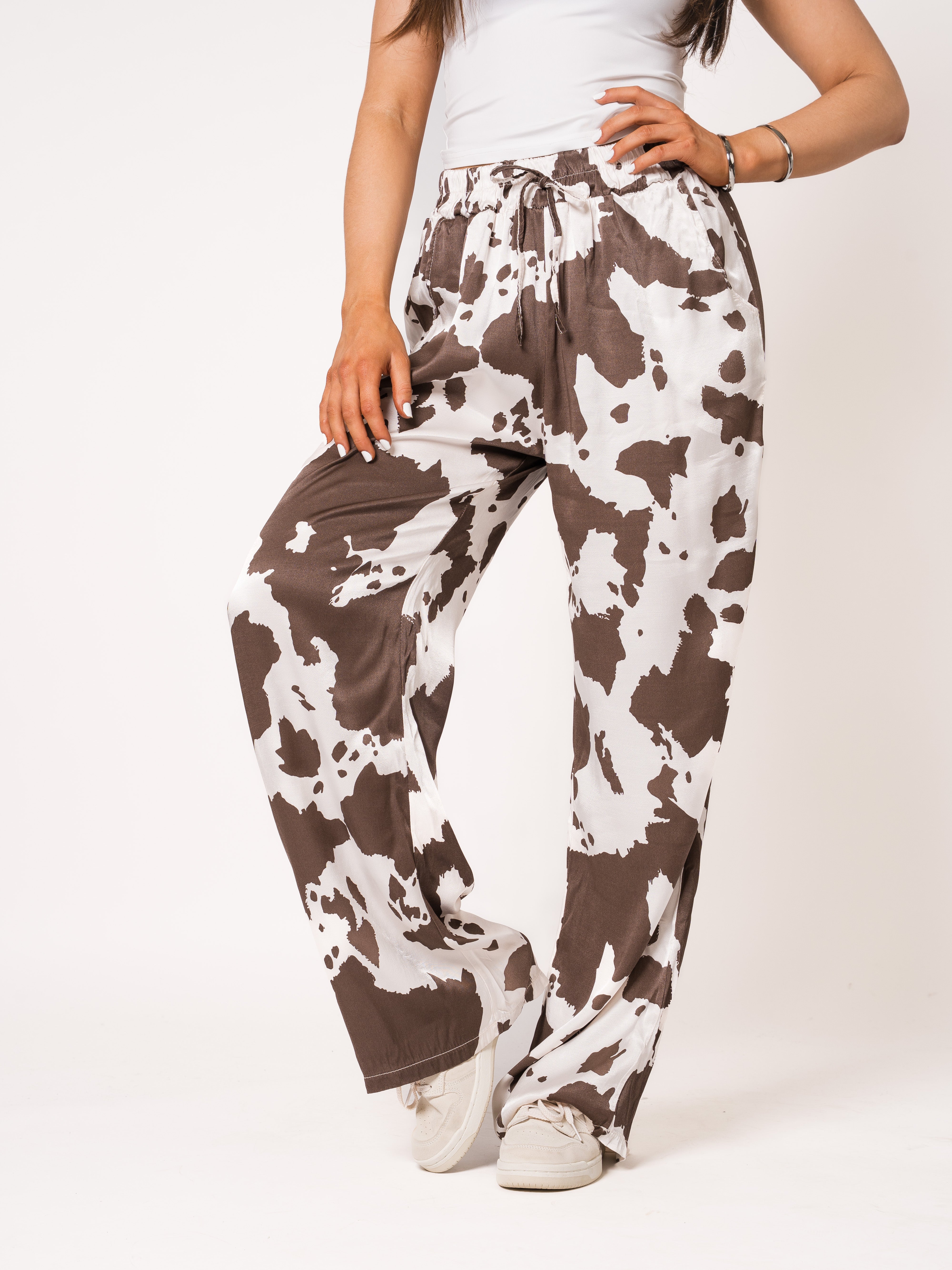 Cow Silky Wide Leg Hose