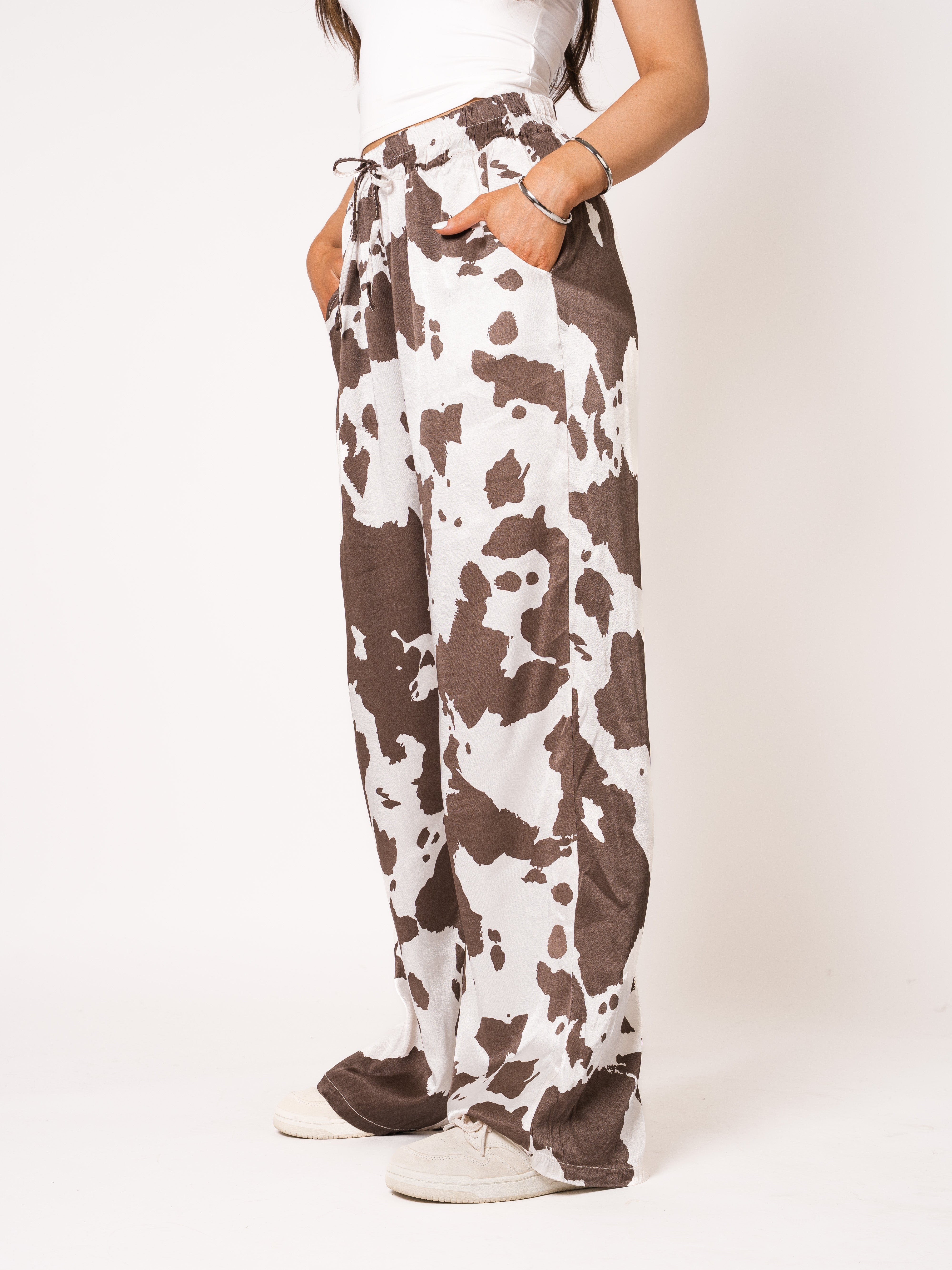 Cow Silky Wide Leg Hose