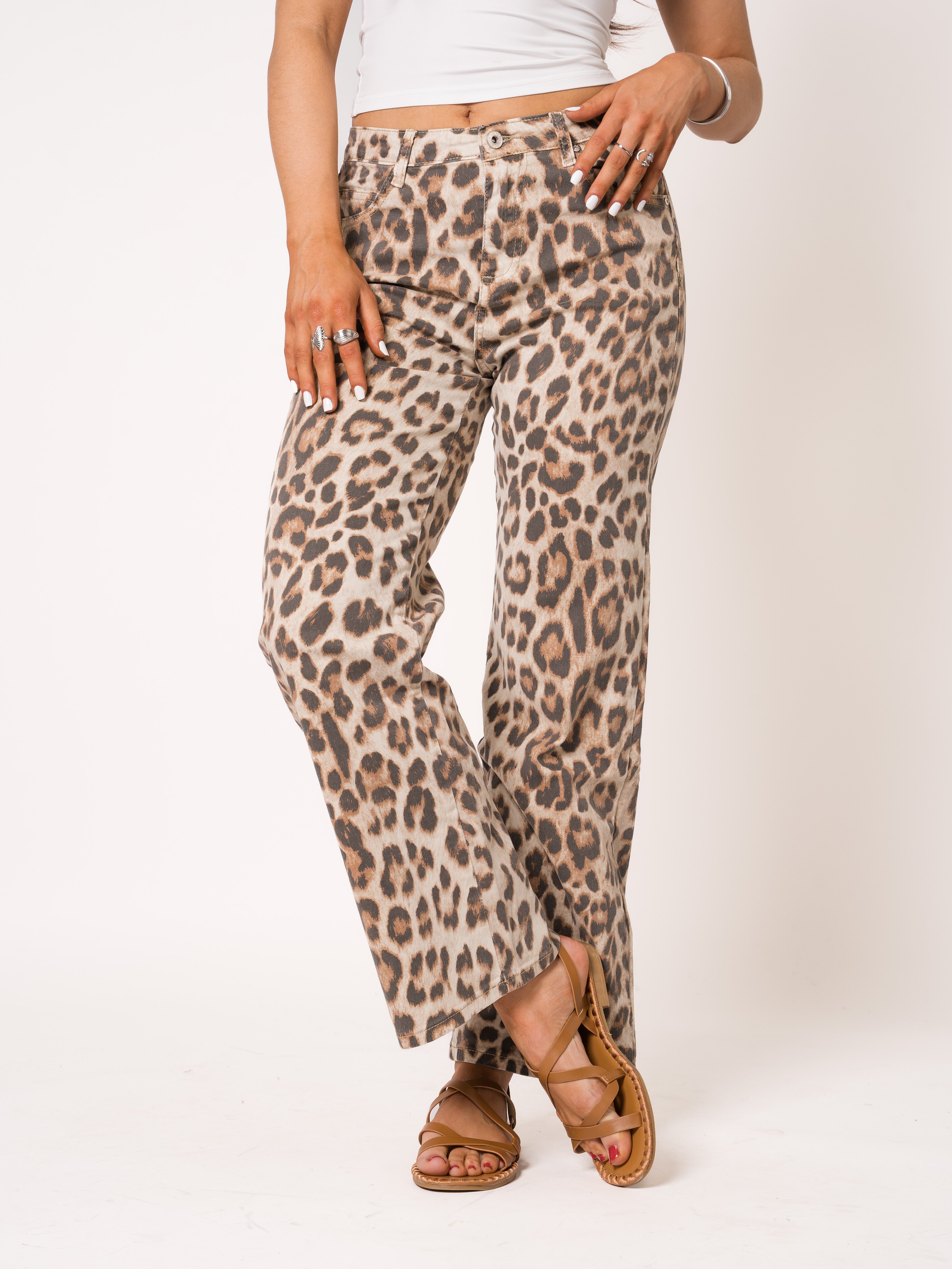 Straight Fit Leo Jeans