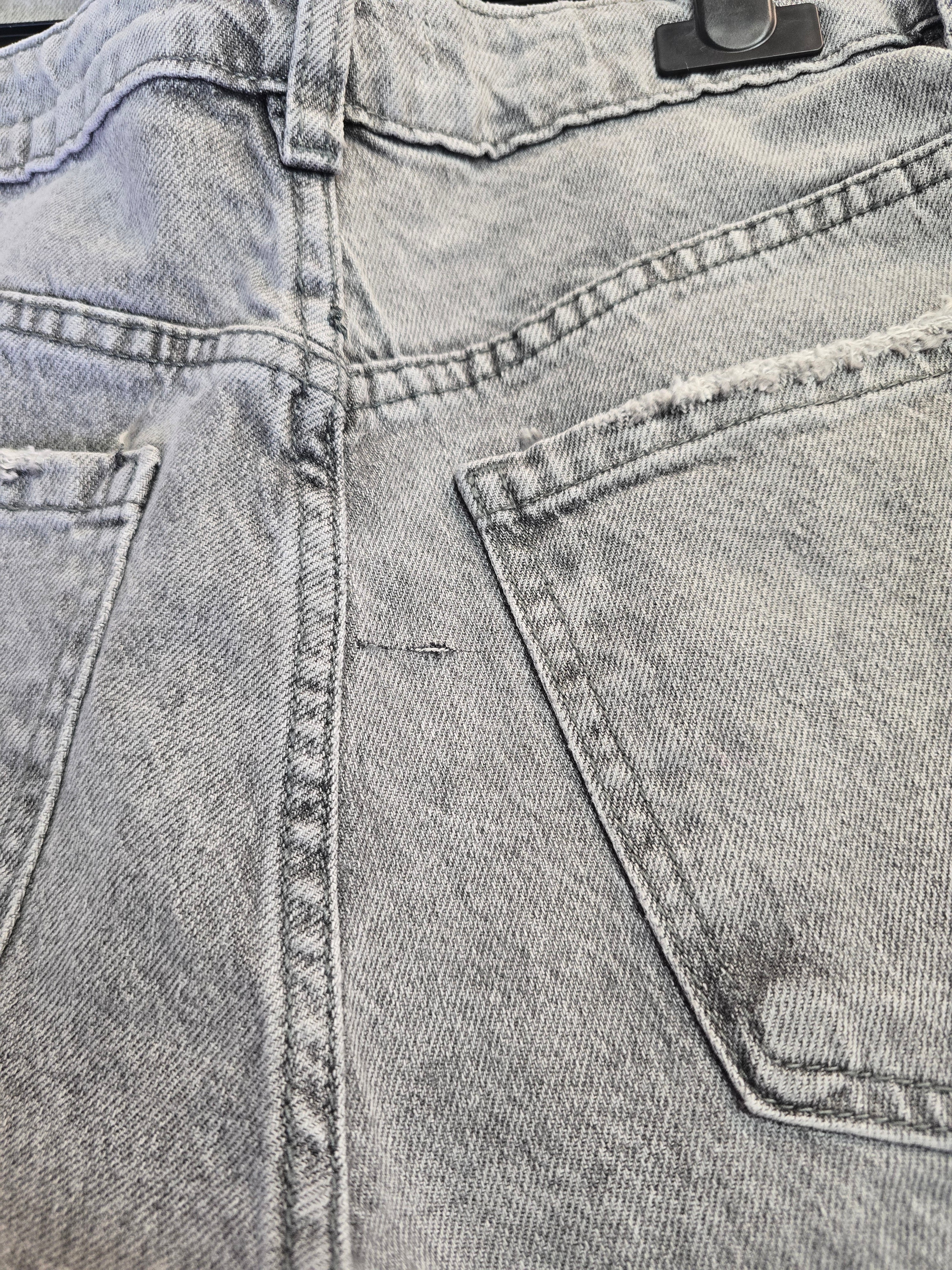 LUCKY DEAL 2026 Mom Fit Jeans - Grau - vom Umtausch ausgeschlossen -