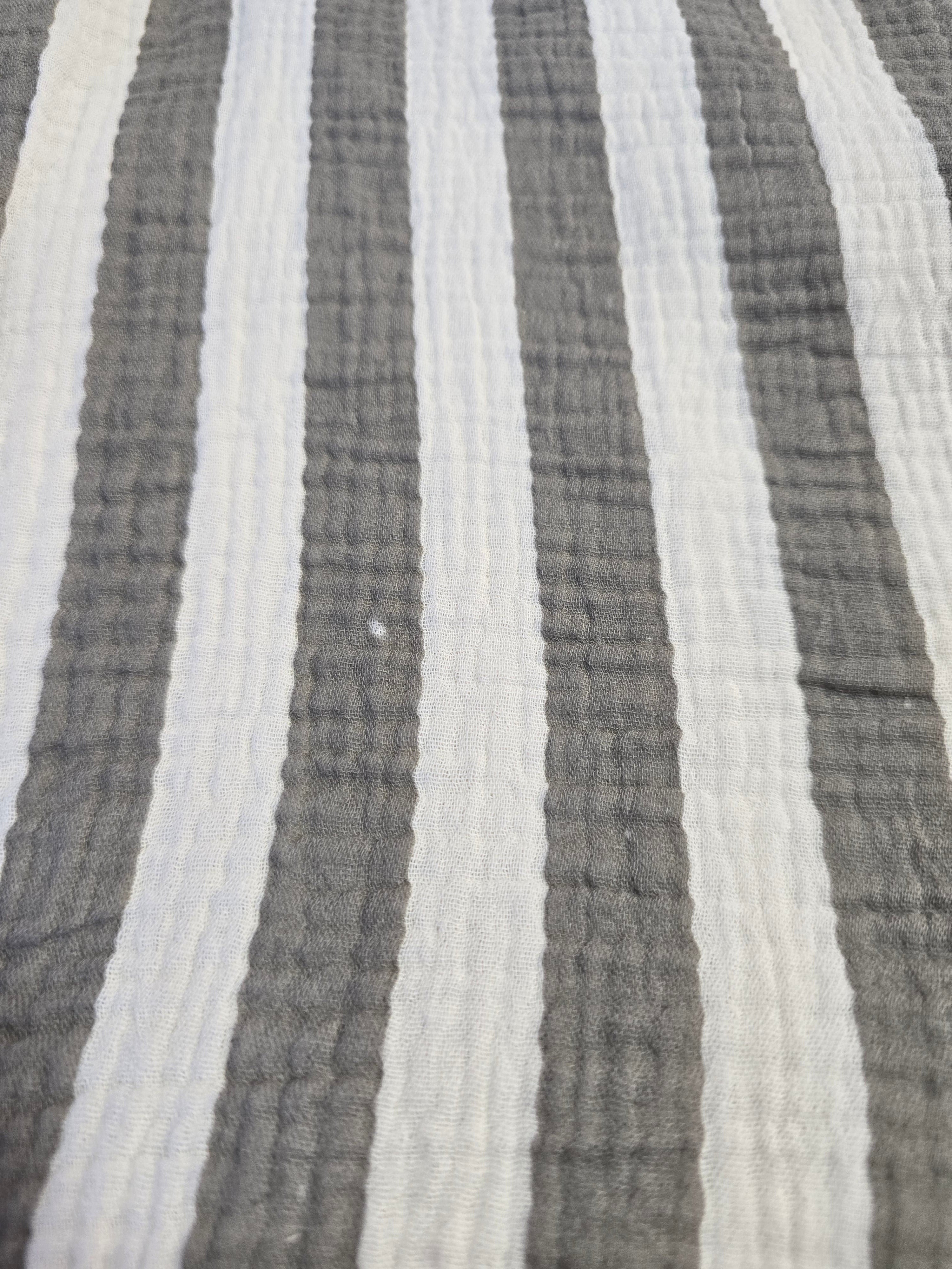 LUCKY DEAL 2193 Musselinbluse Bold Stripes - Creme mit Grau - vom Umtausch ausgeschlossen -