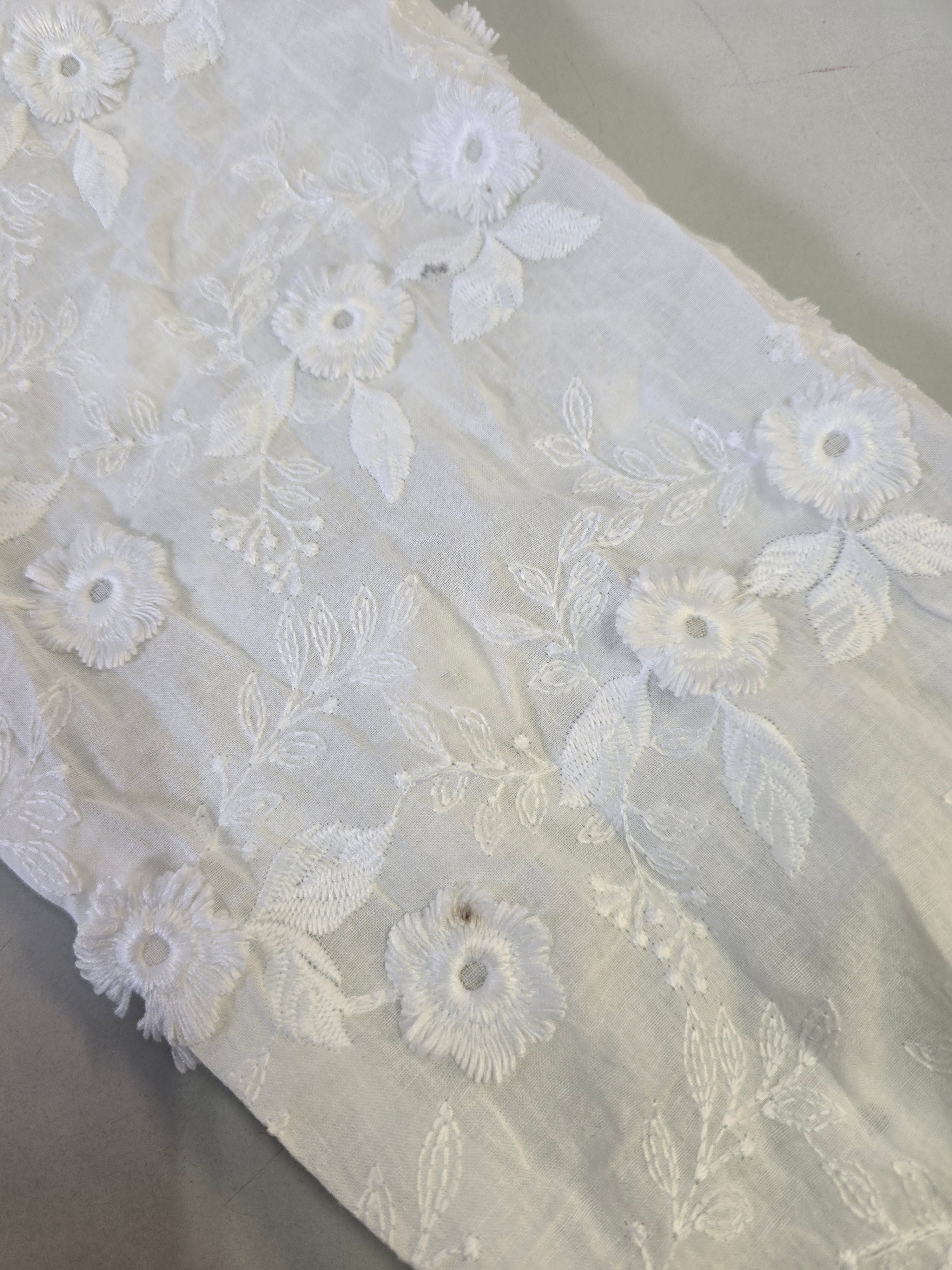 LUCKY DEAL 1986 Vitamin Flower Cotton Bluse - Weiß - vom Umtausch ausgeschlossen -