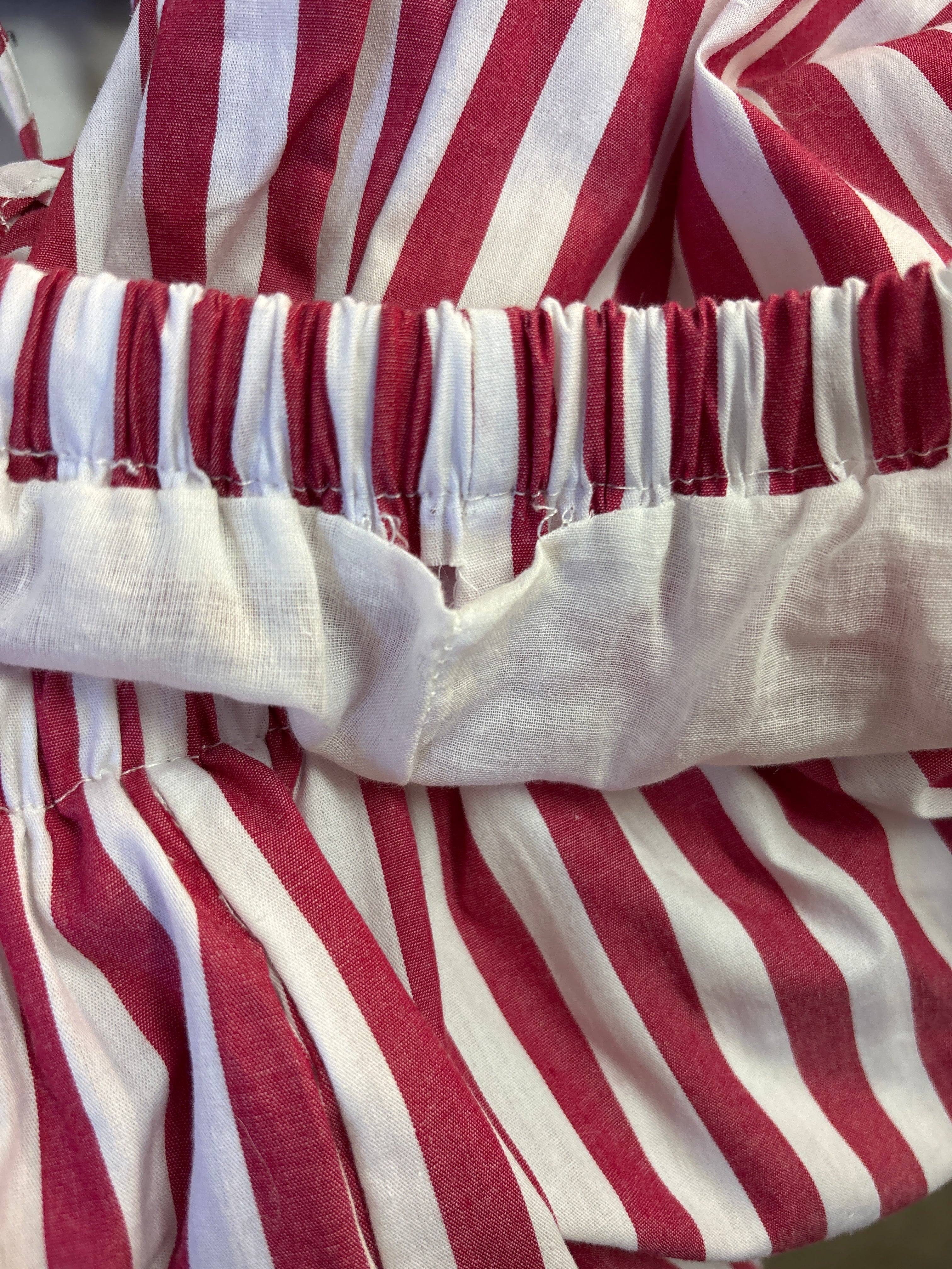 Lucky Deals 1799- Stripe Vibe Balloon Shorts- Vom Umtausch ausgeschlossen