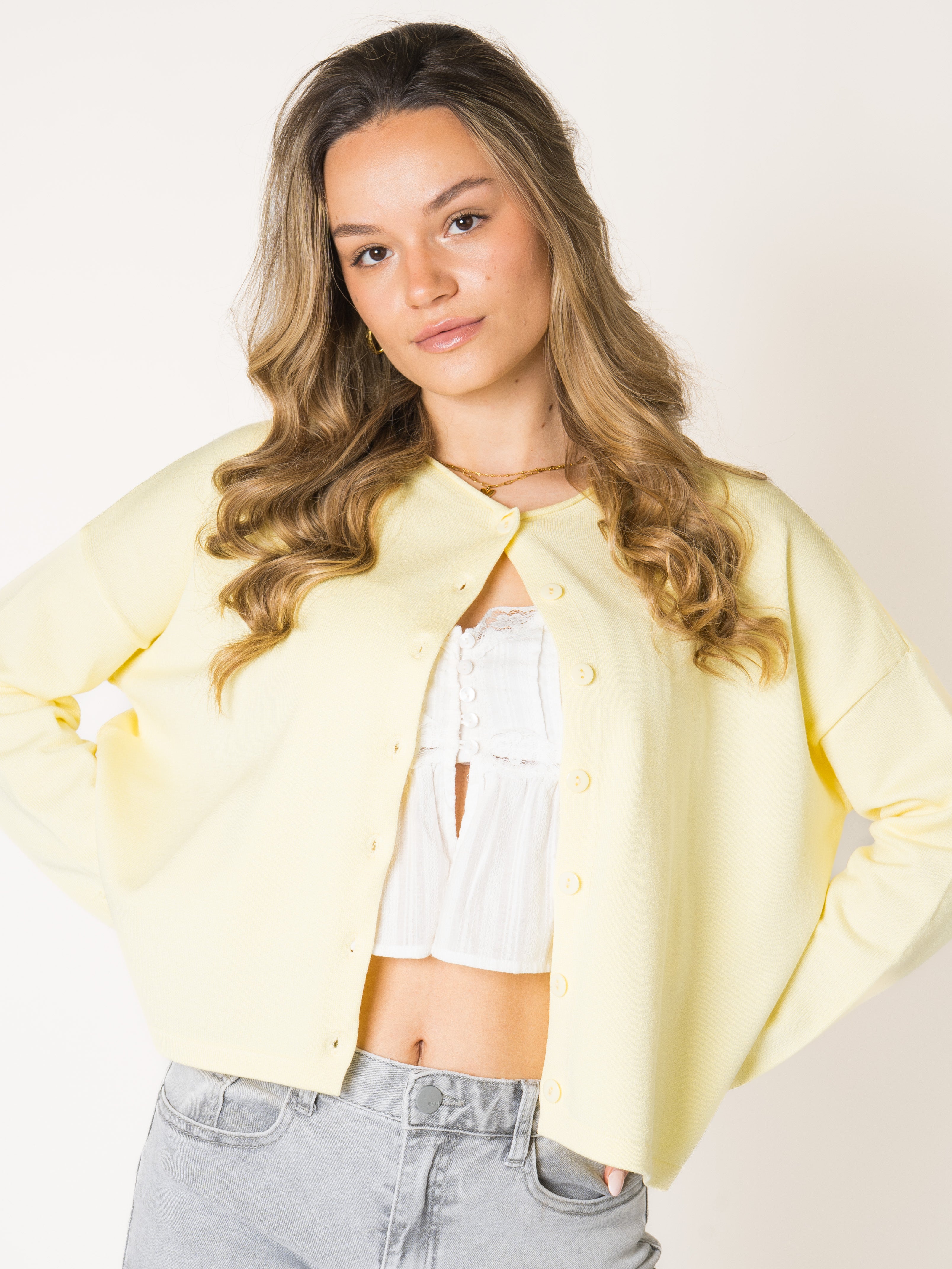 #Farbe_Butter Yellow