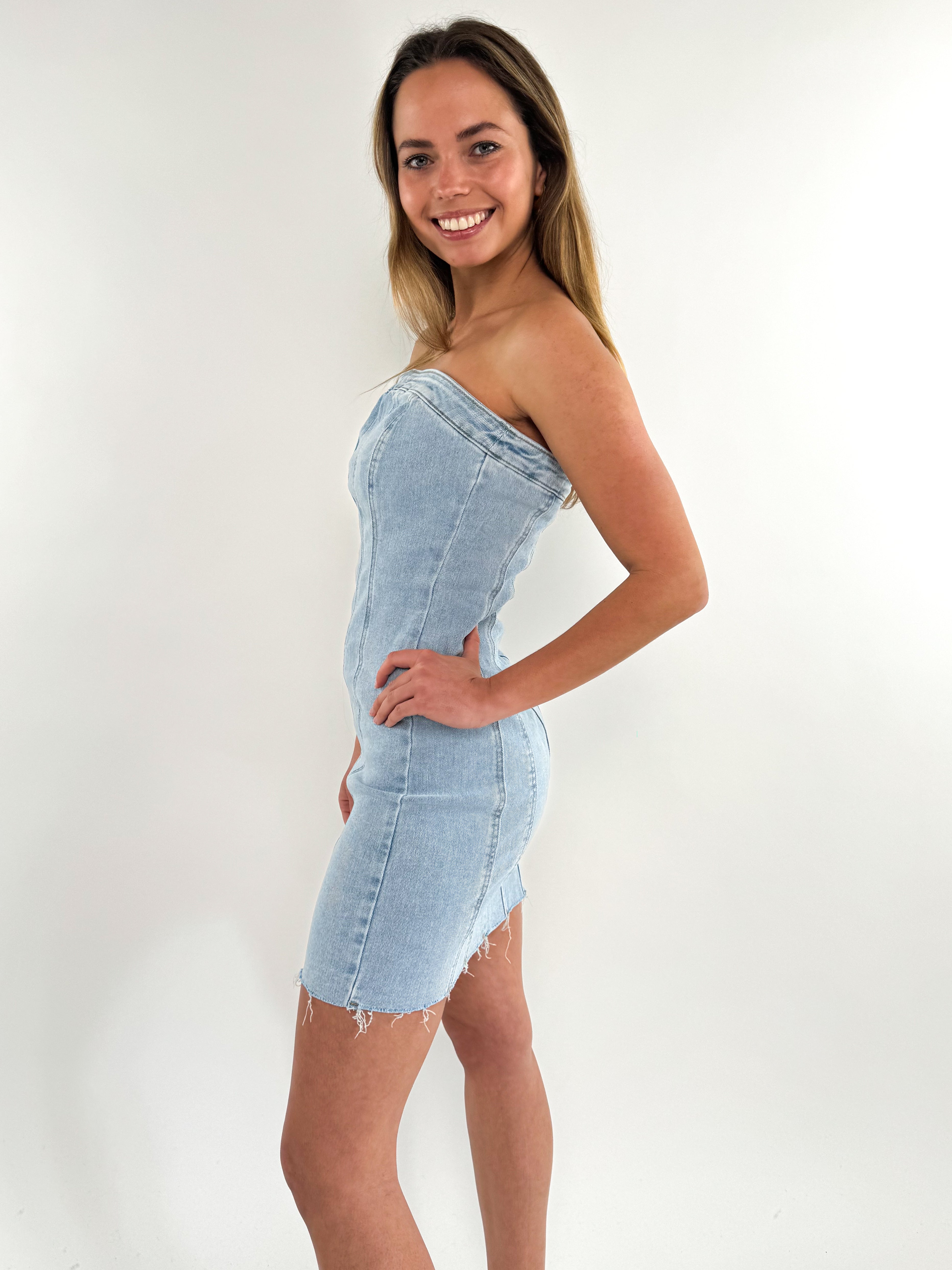 LUCKY DEAL 586 Trägerloses Mini - Jeanskleid - vom Umtausch ausgeschlossen