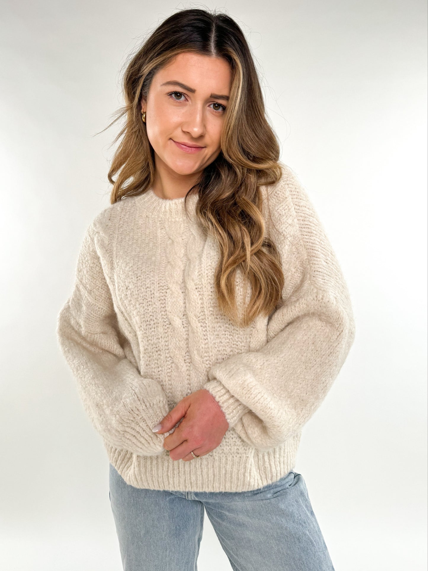 Cozy Braided Sweater beige