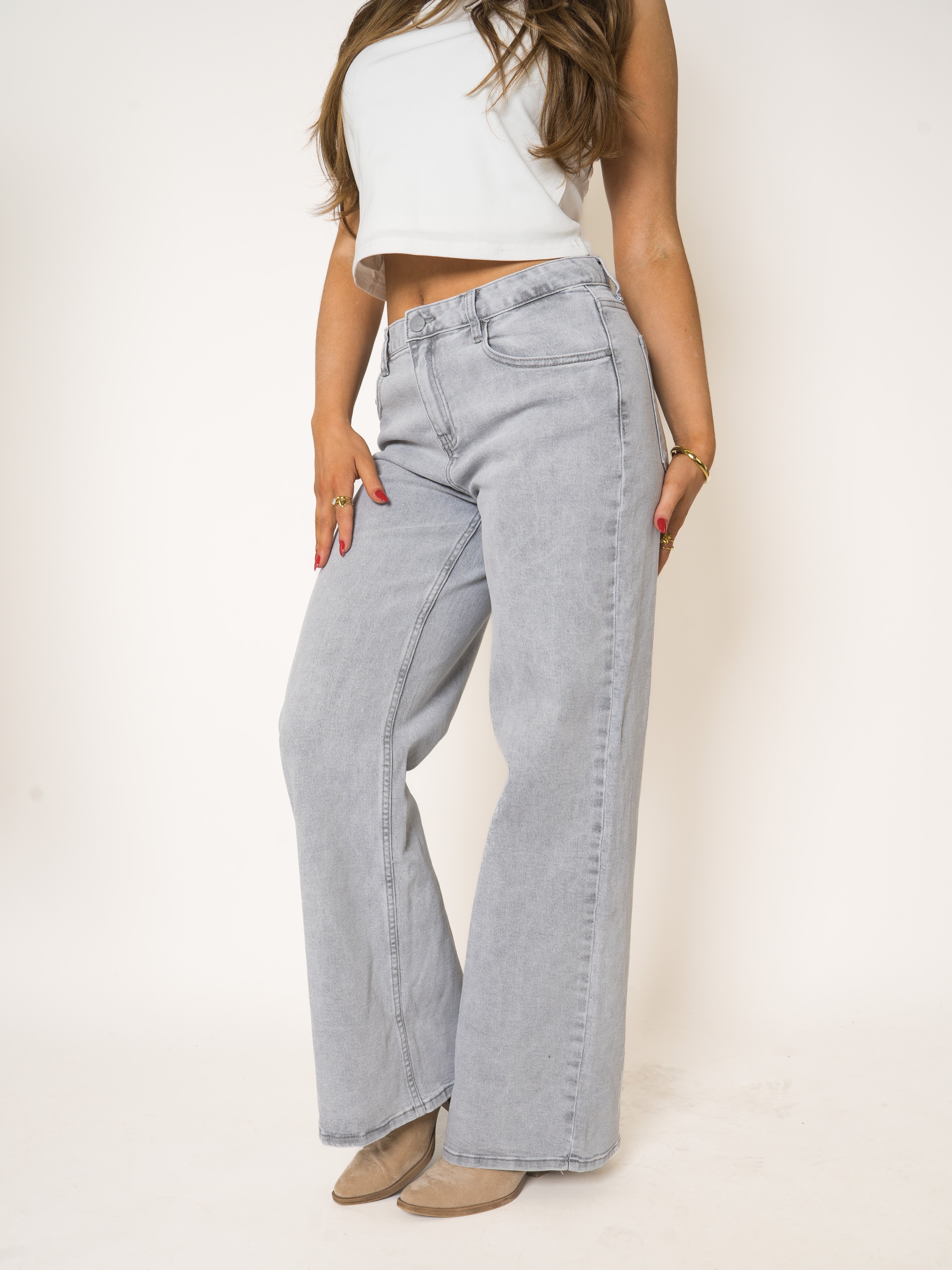 Mid Waist Wide Leg Jeans