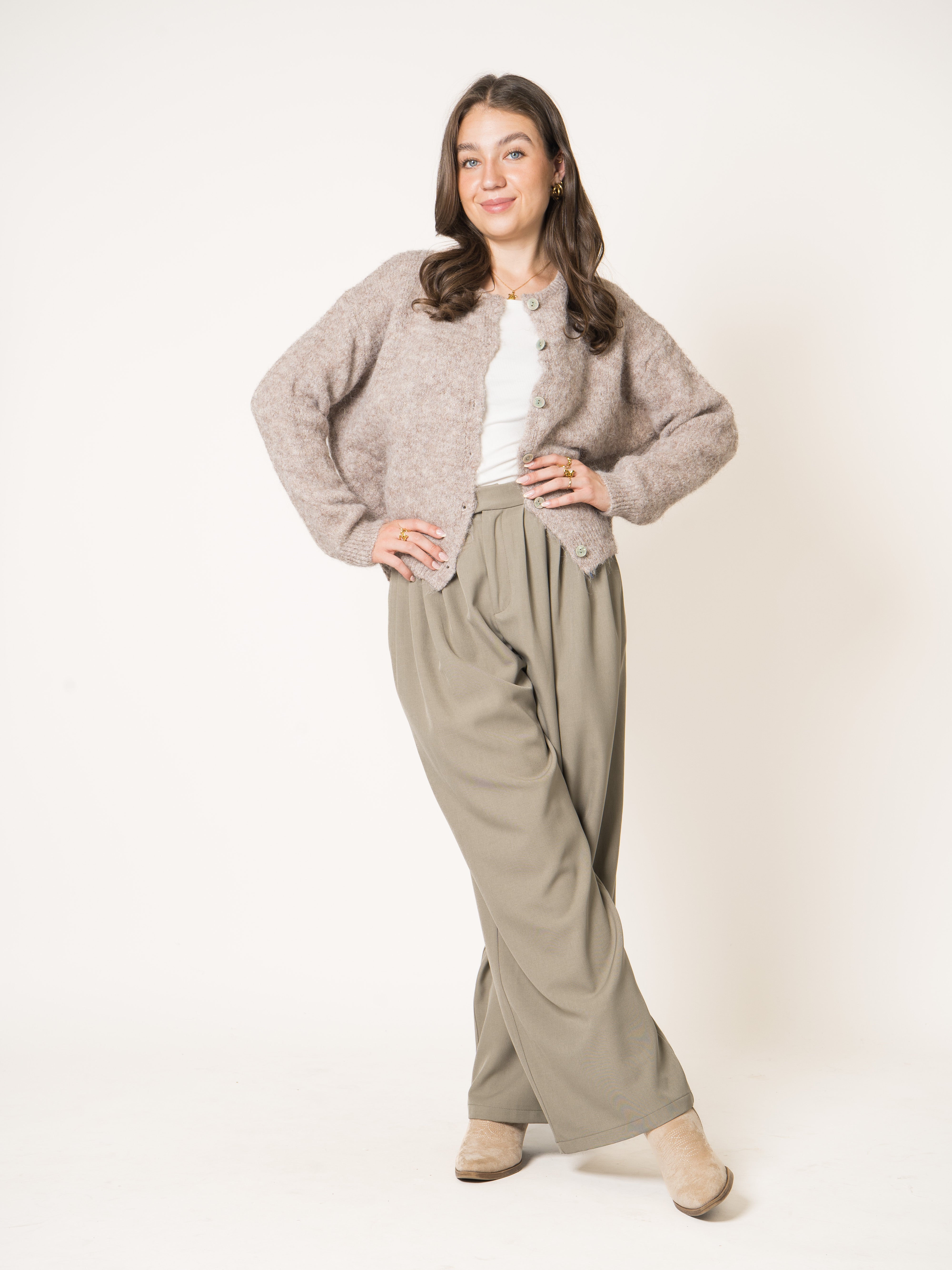 #Farbe_Taupe