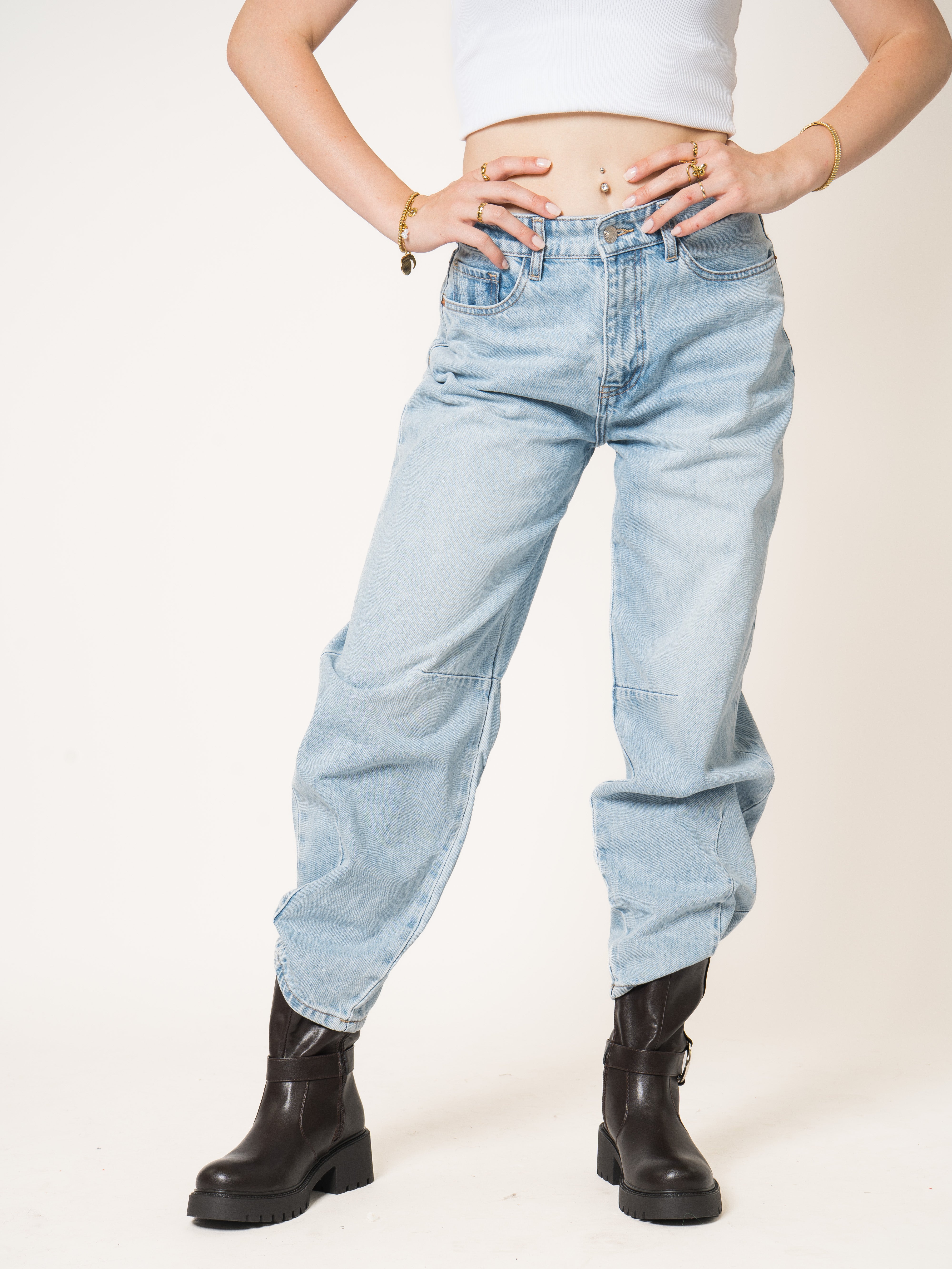Dusk To Dawn Cotton Balloon Jeans