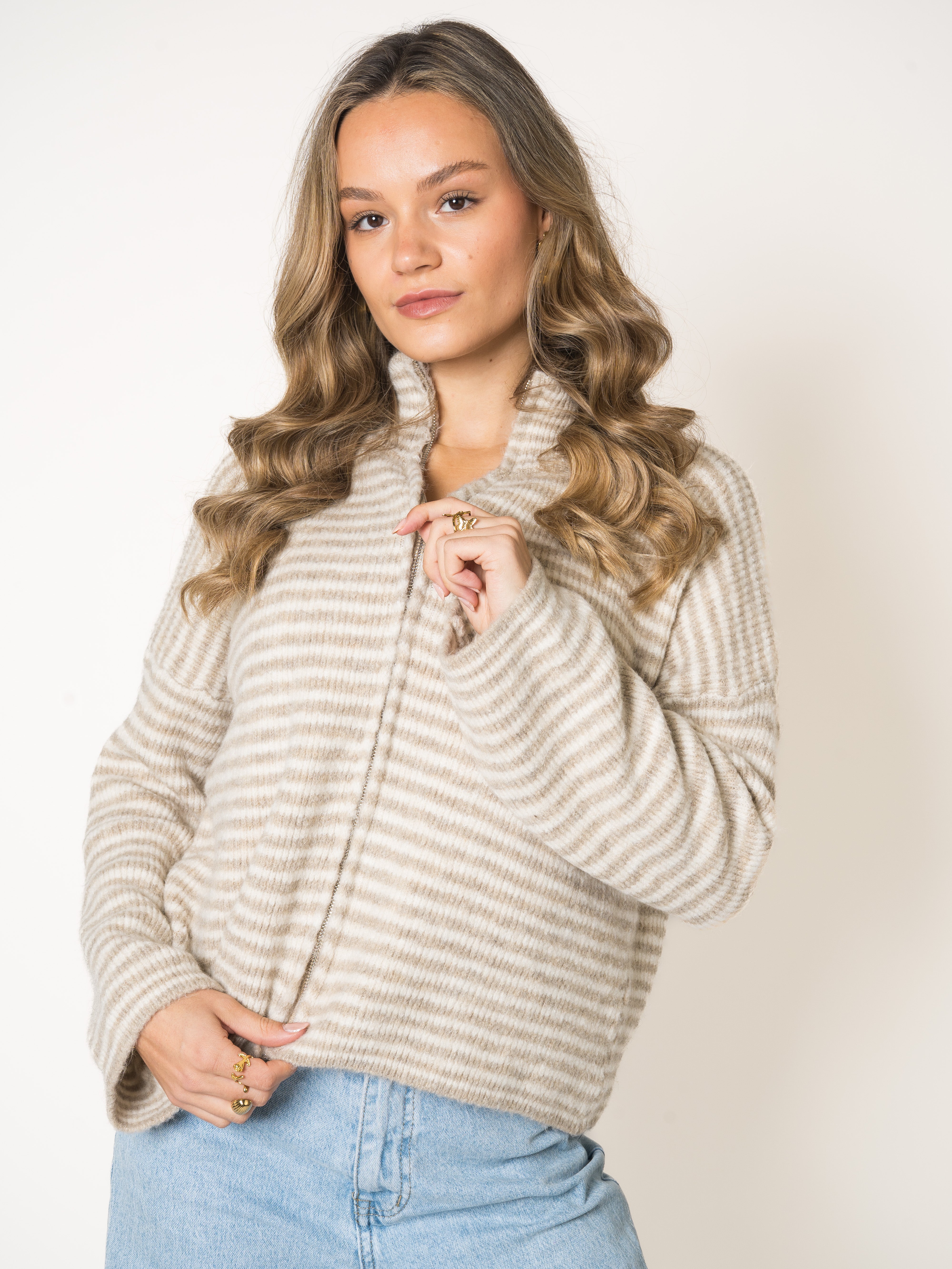 #Farbe_Creme mit Beige