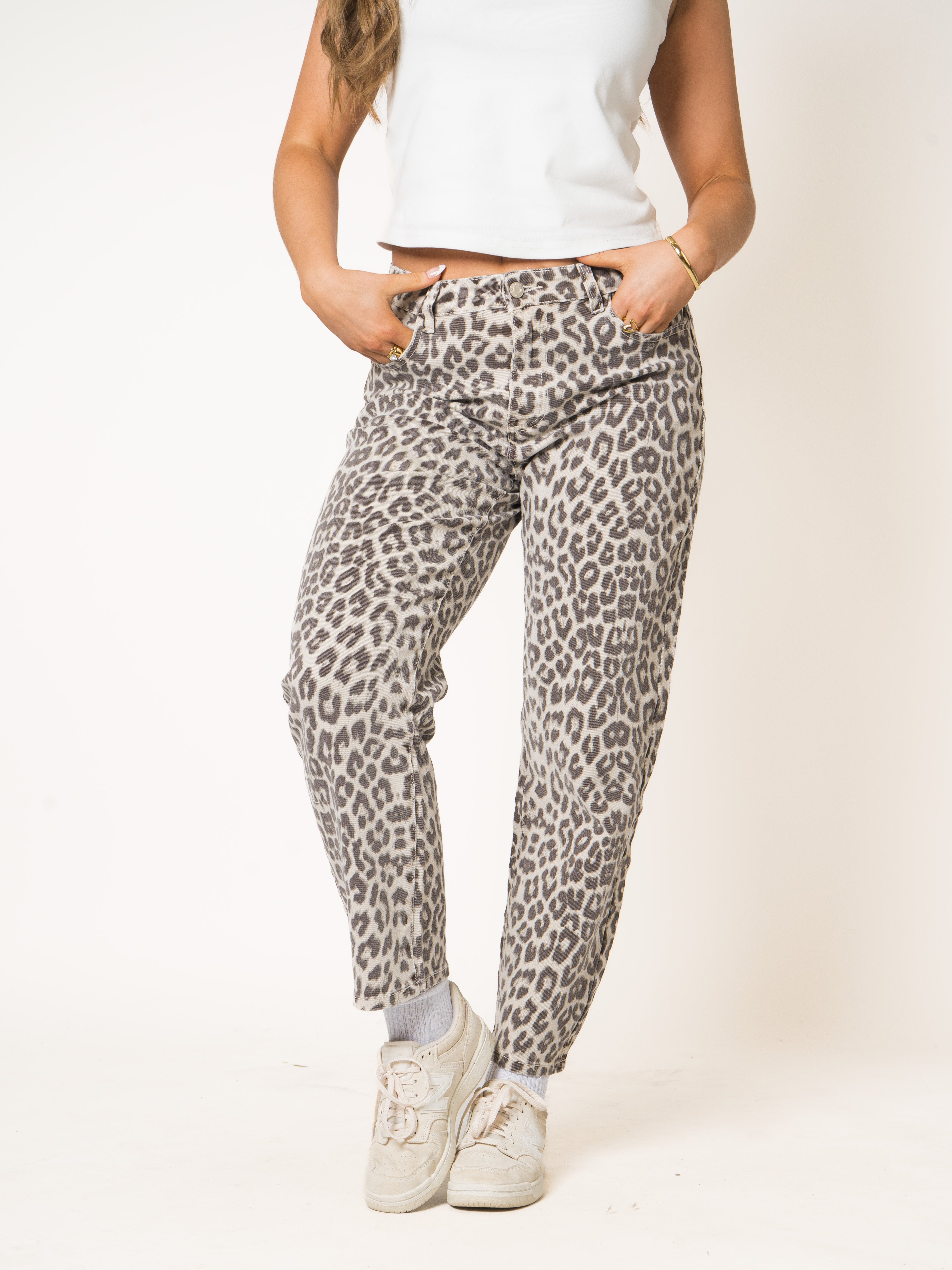 LUCKY DEAL 2201 Mom Fit Leo Jeans - Grau - vom Umtausch ausgeschlossen -