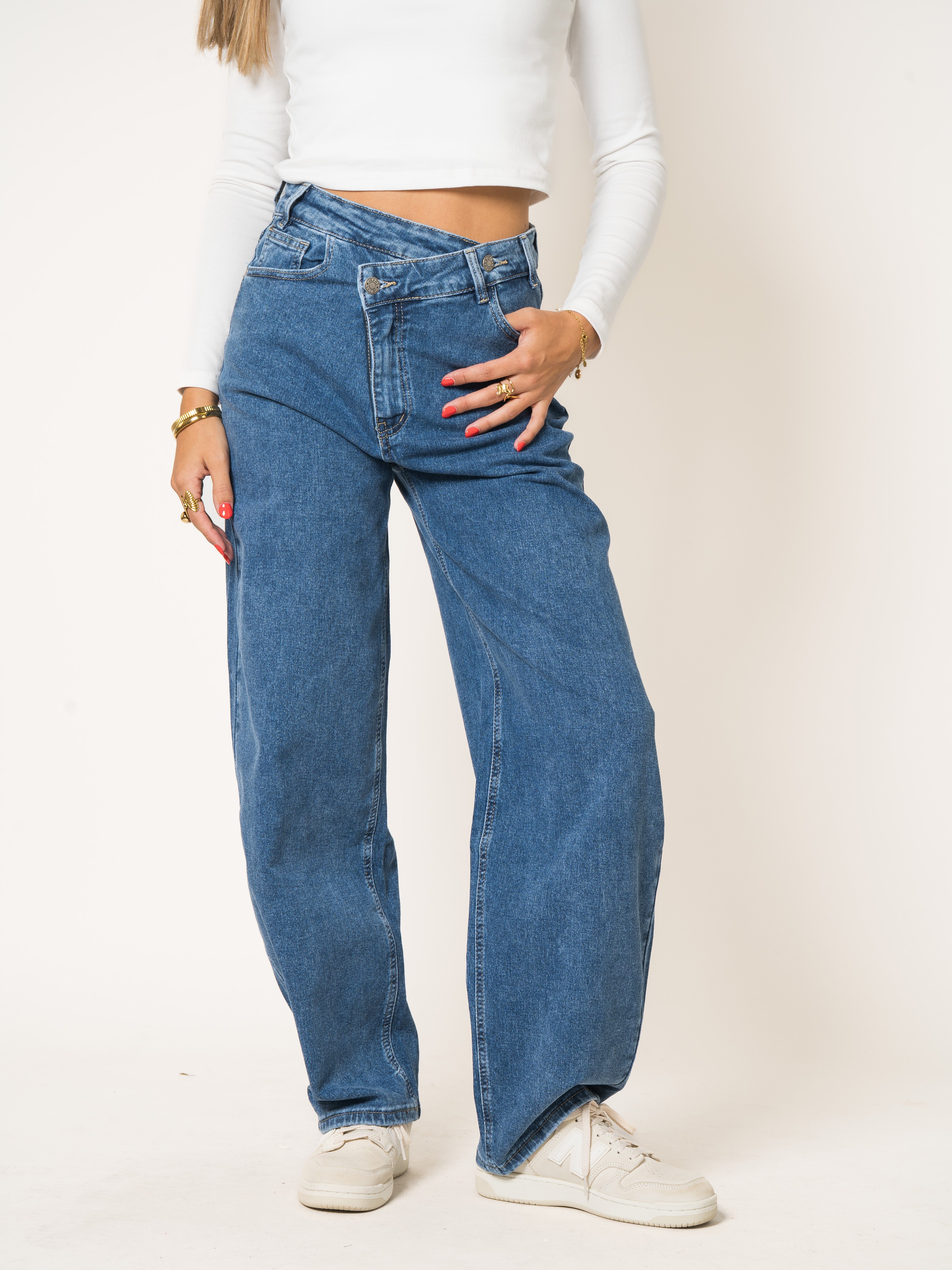 Inspire Barrel Jeans